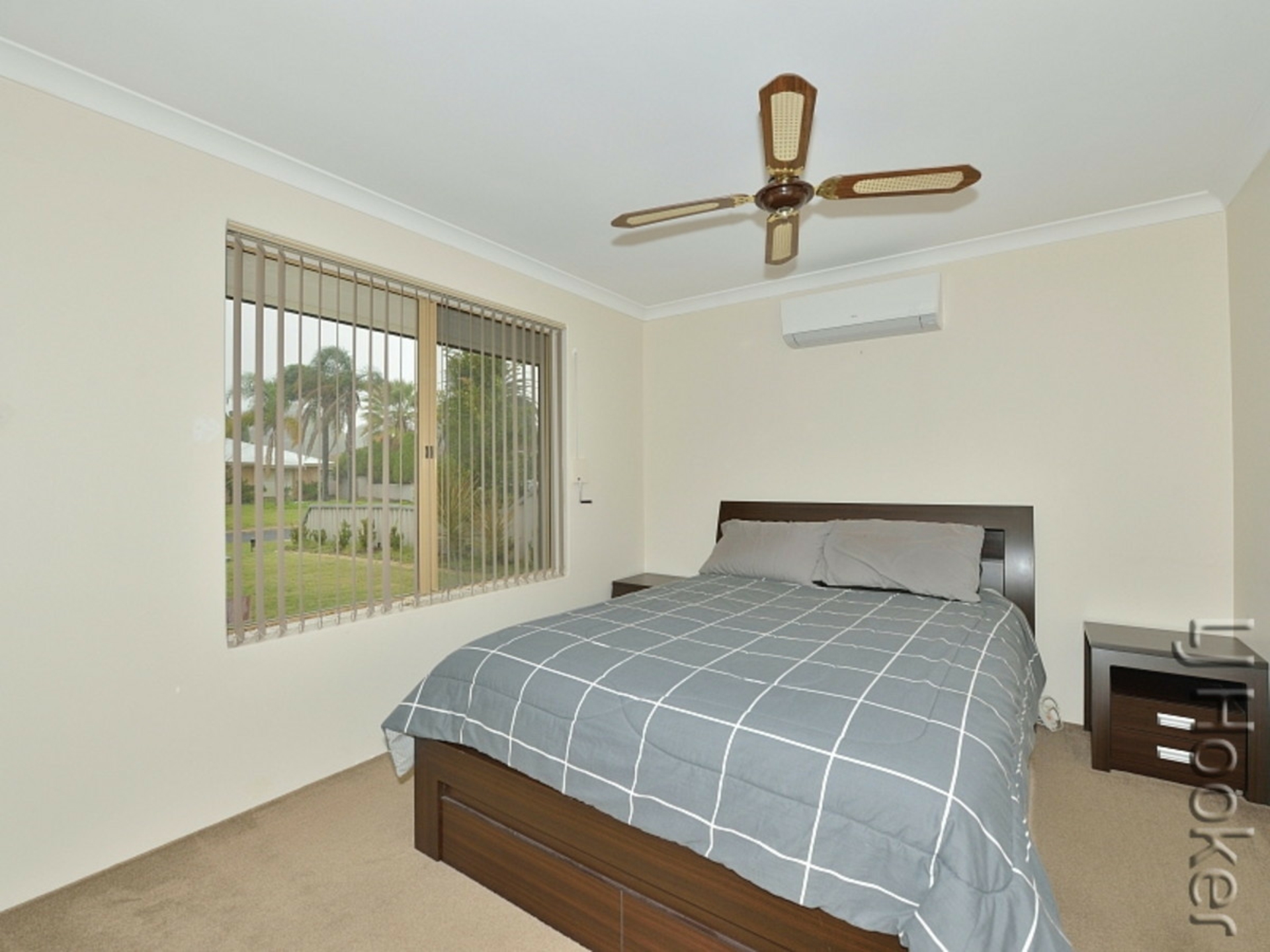 10 Esprit Parkway, GREENFIELDS