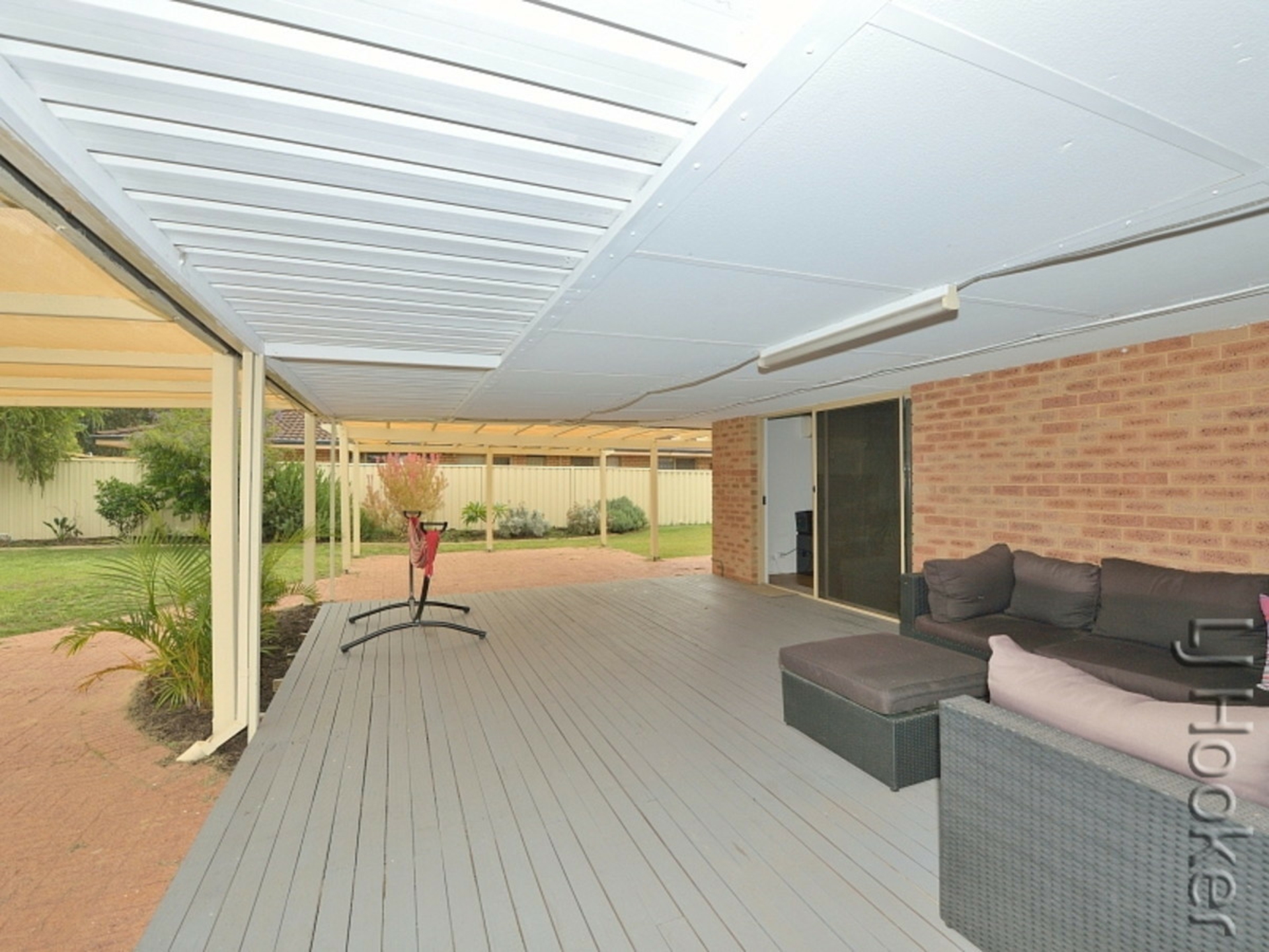 10 Esprit Parkway, GREENFIELDS