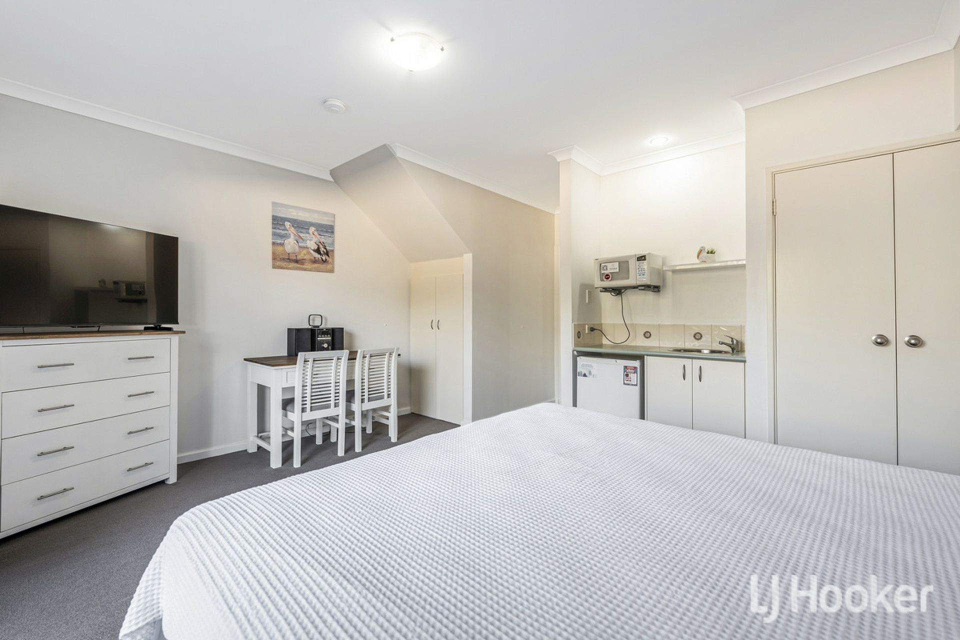 65/20 Apollo Place — photo 13 of 30