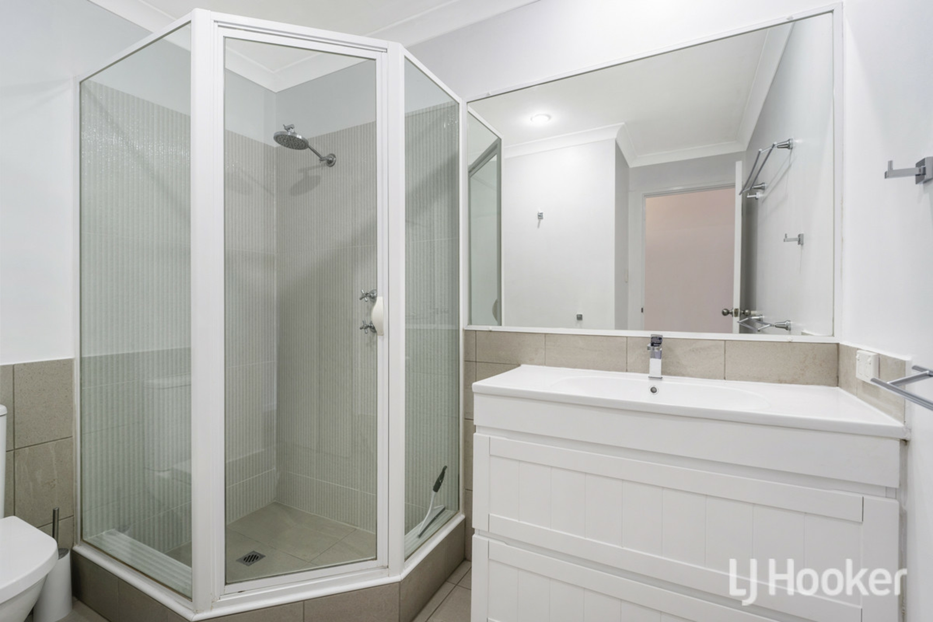 65/20 Apollo Place — photo 29 of 30