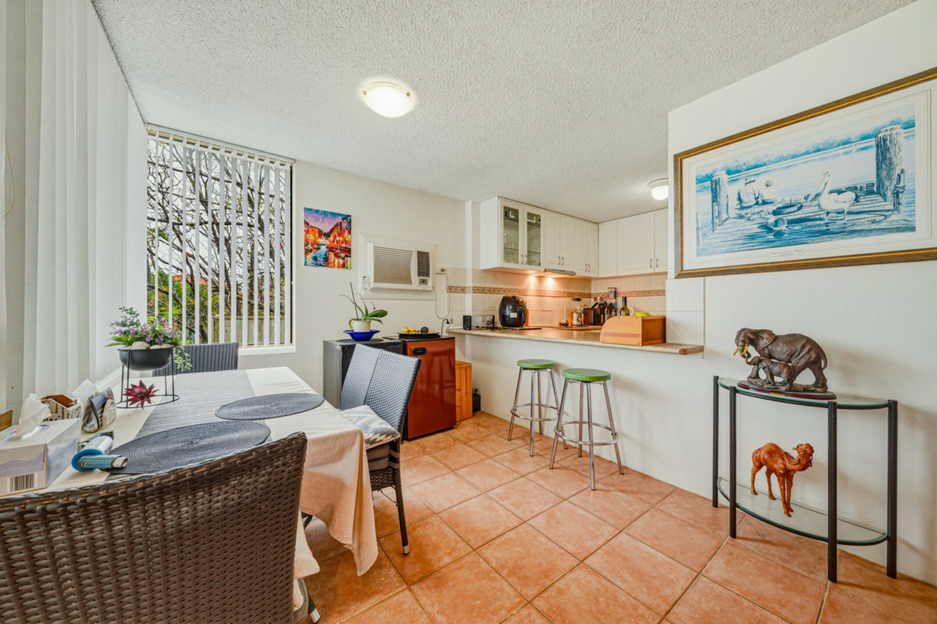 28/132-140 Mandurah Terrace — photo 6 of 22
