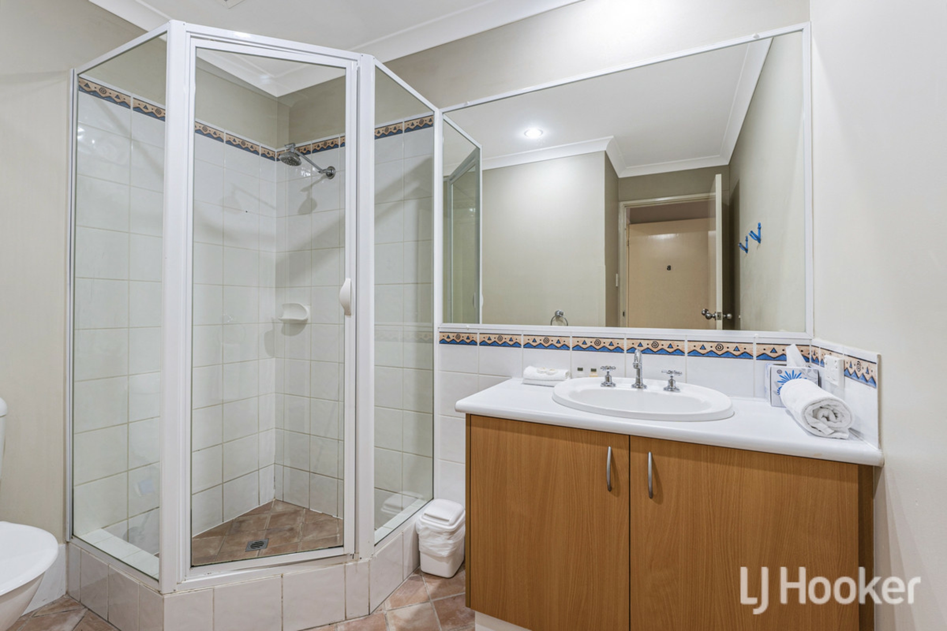 37/20 Apollo Place — photo 17 of 28