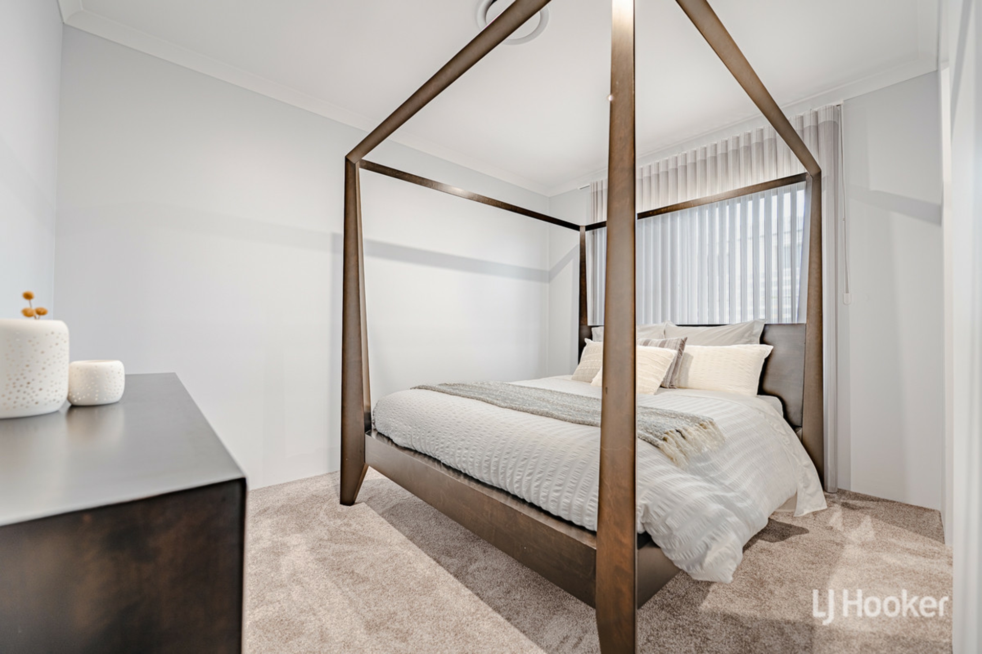 34 Acerosa Boulevard — photo 10 of 30