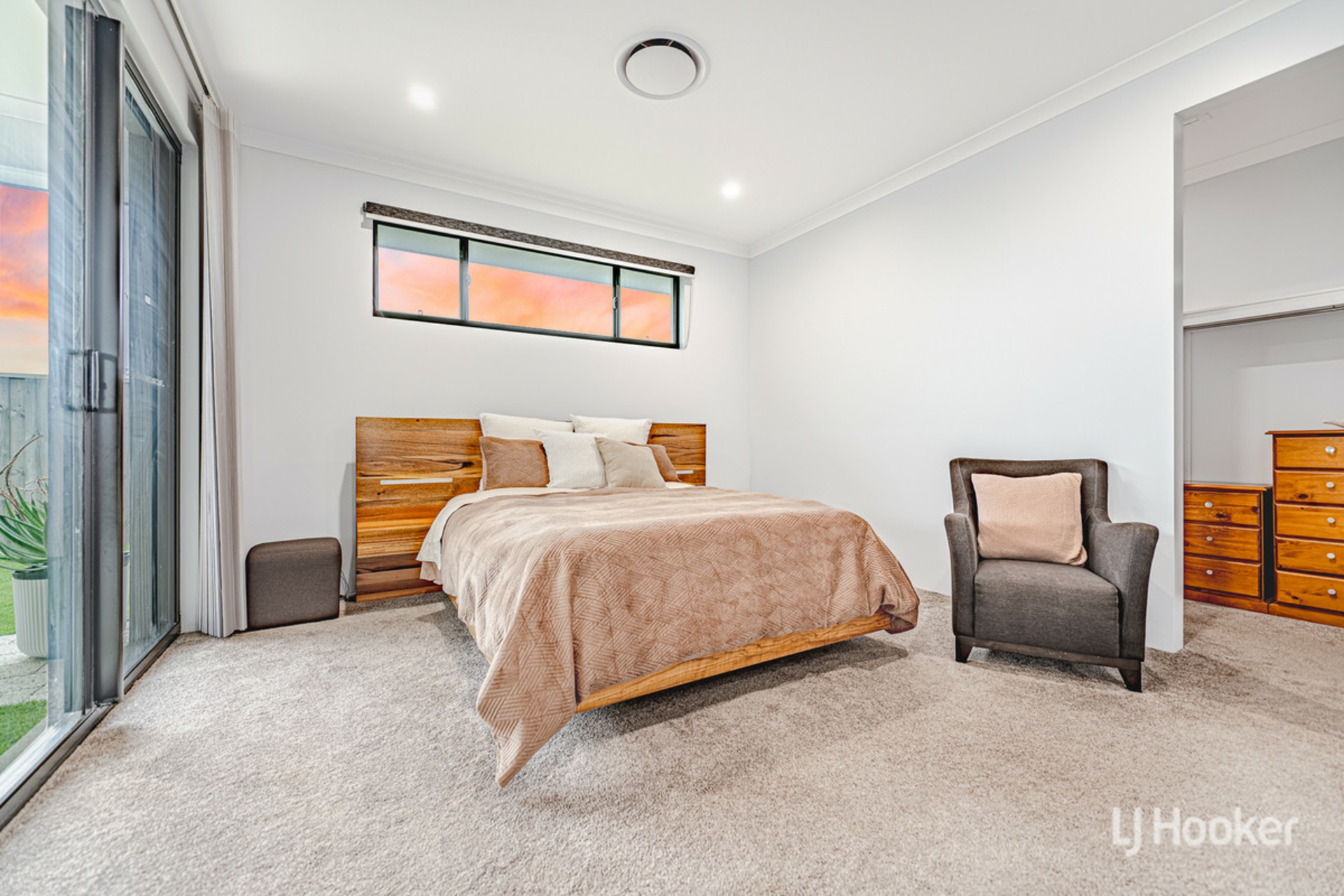 34 Acerosa Boulevard — photo 13 of 30