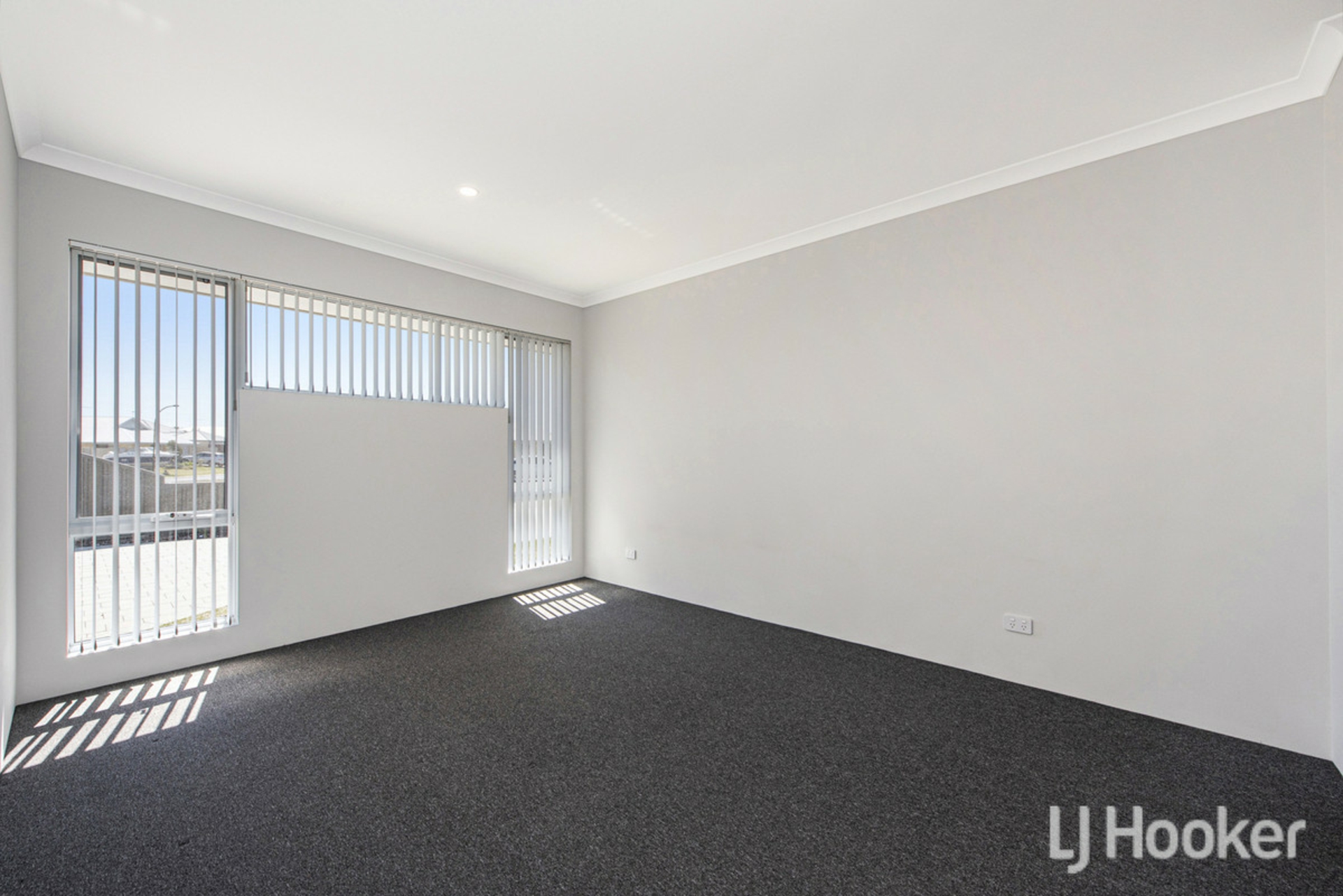8 Mast Close — photo 15 of 30