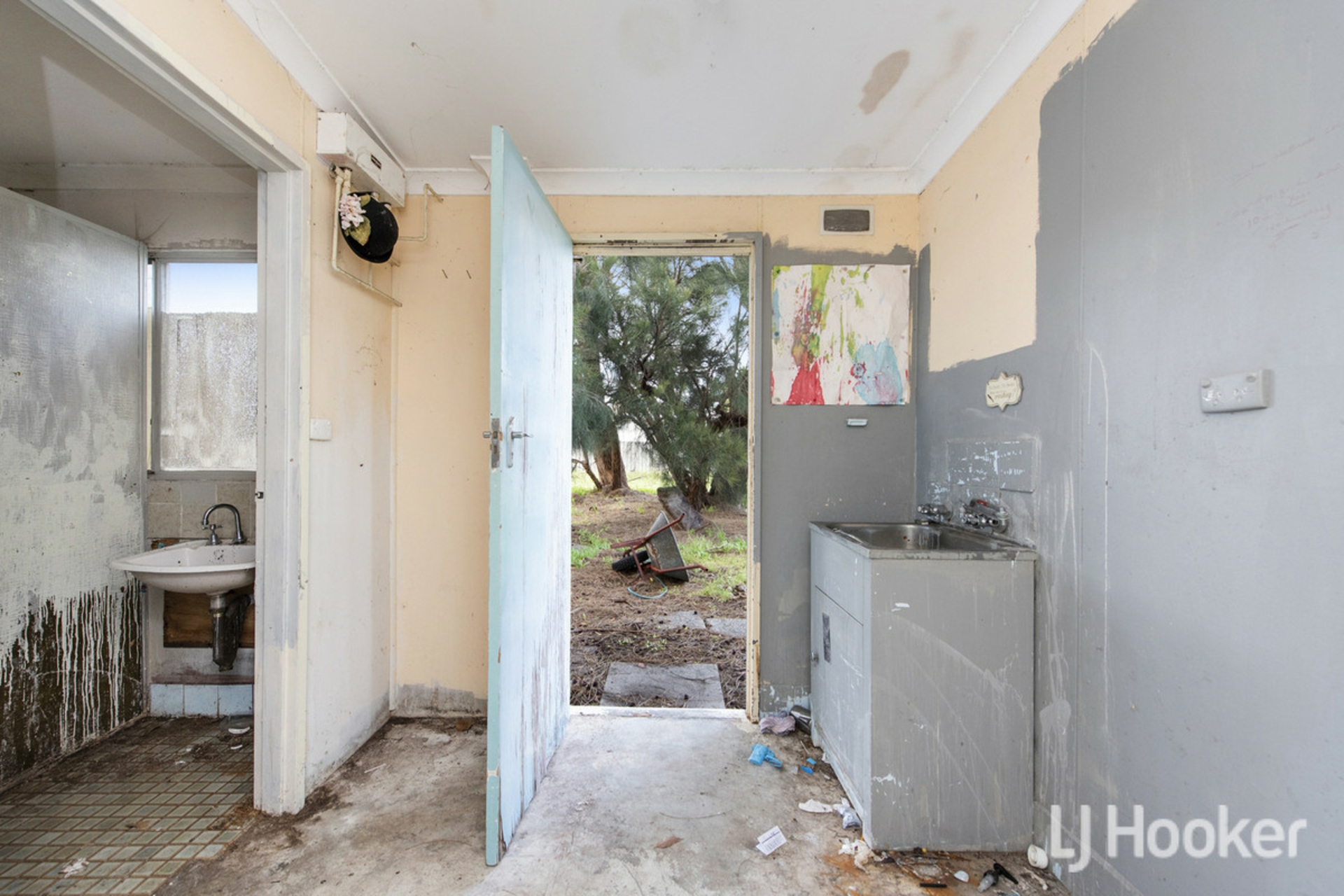 20 Littleton Street — photo 9 of 10