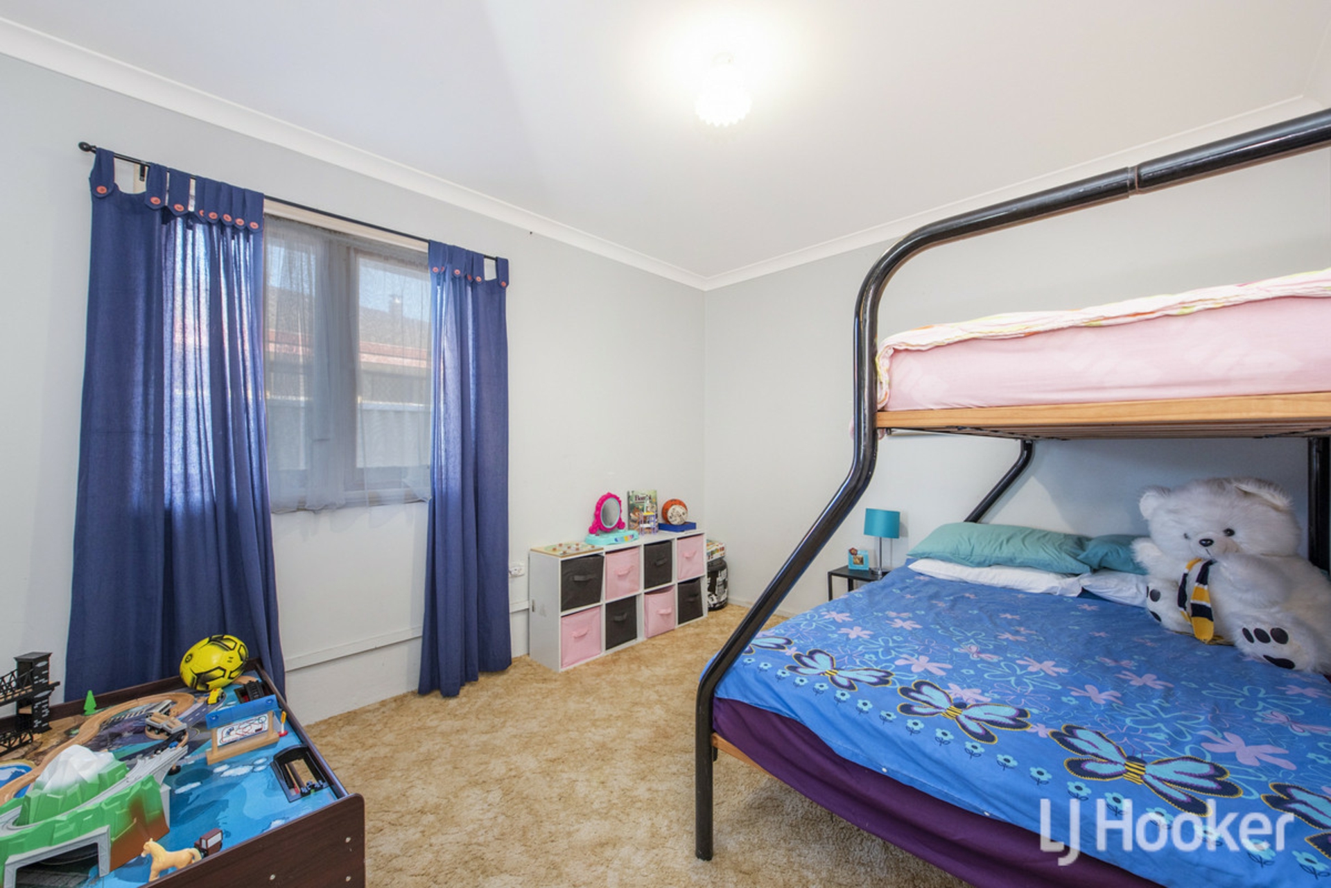 10 Cobblers Street — photo 10 of 20