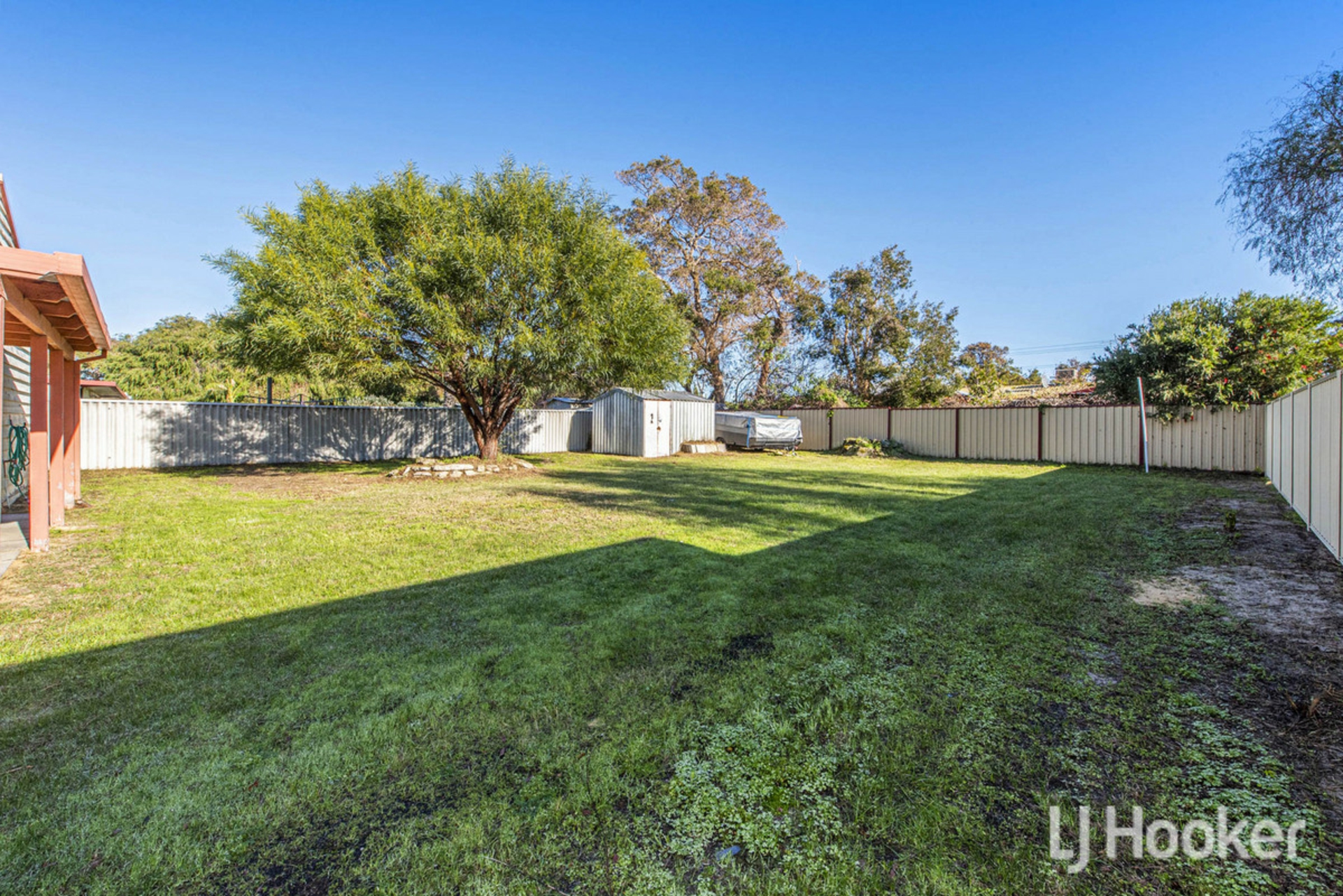 10 Cobblers Street — photo 17 of 20