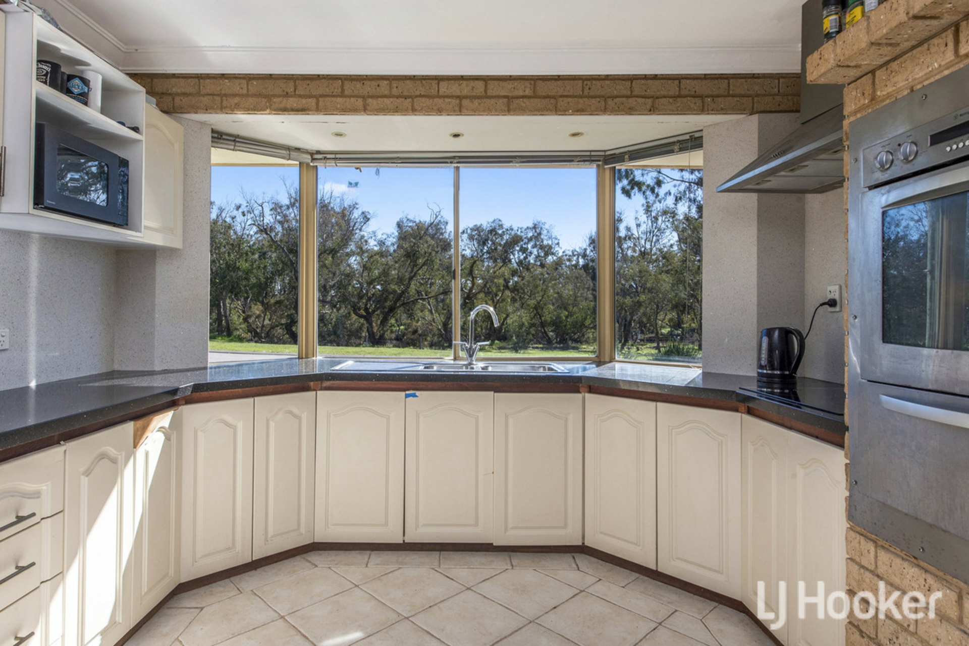 4 Correas Street — photo from LJ Hooker Mandurah