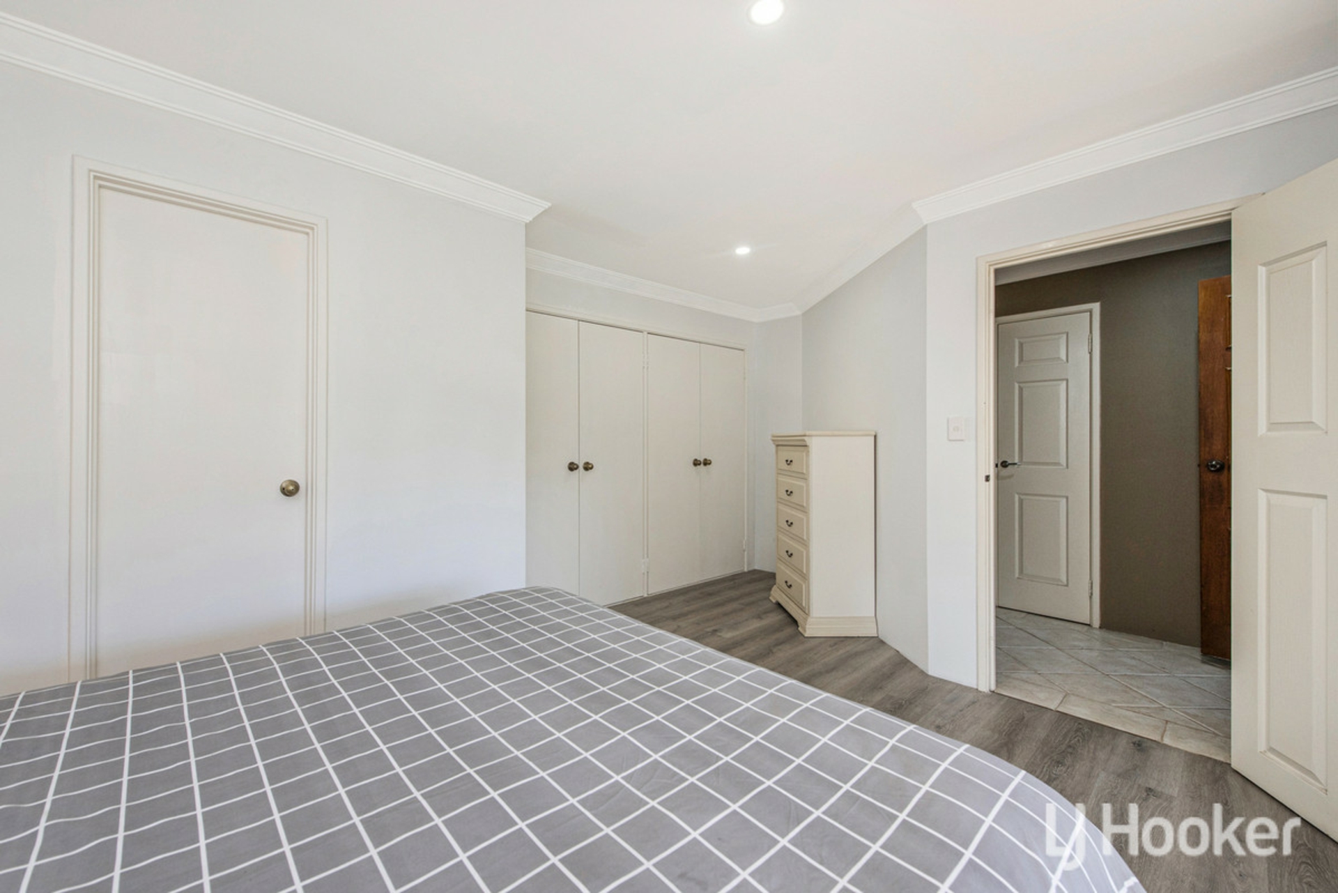 4 Correas Street — photo 6 of 23