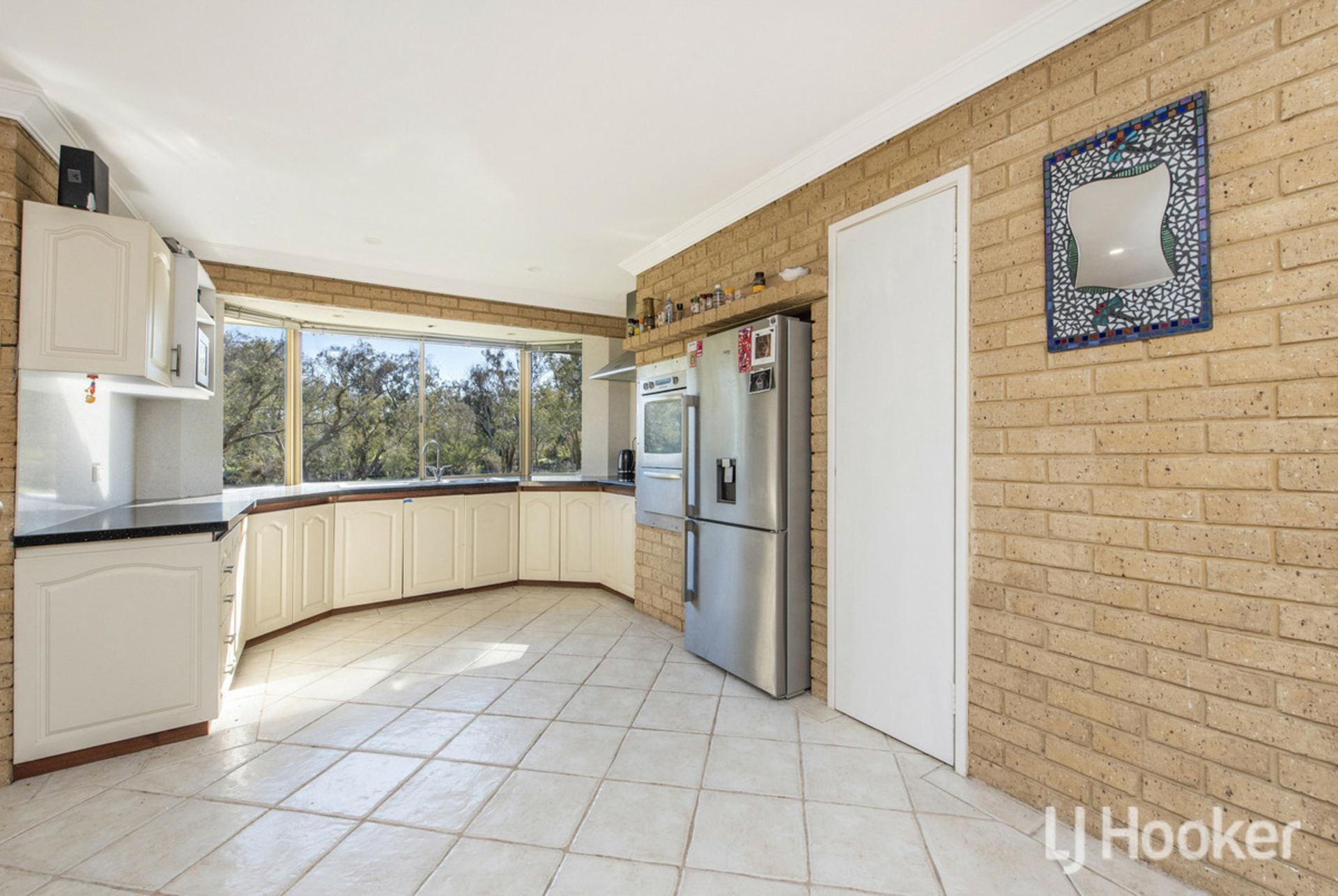 4 Correas Street — photo 7 of 23