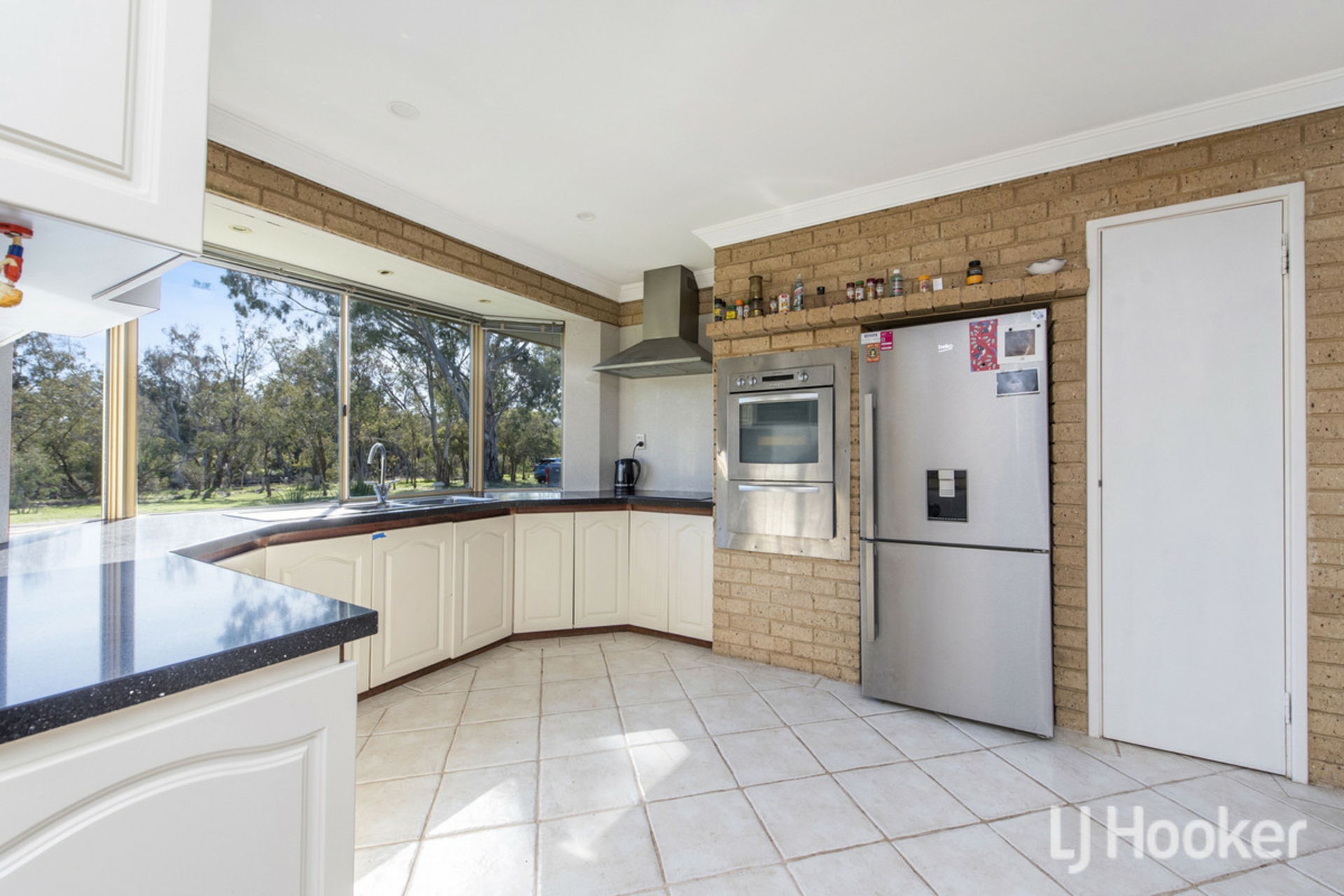 4 Correas Street — photo 8 of 23