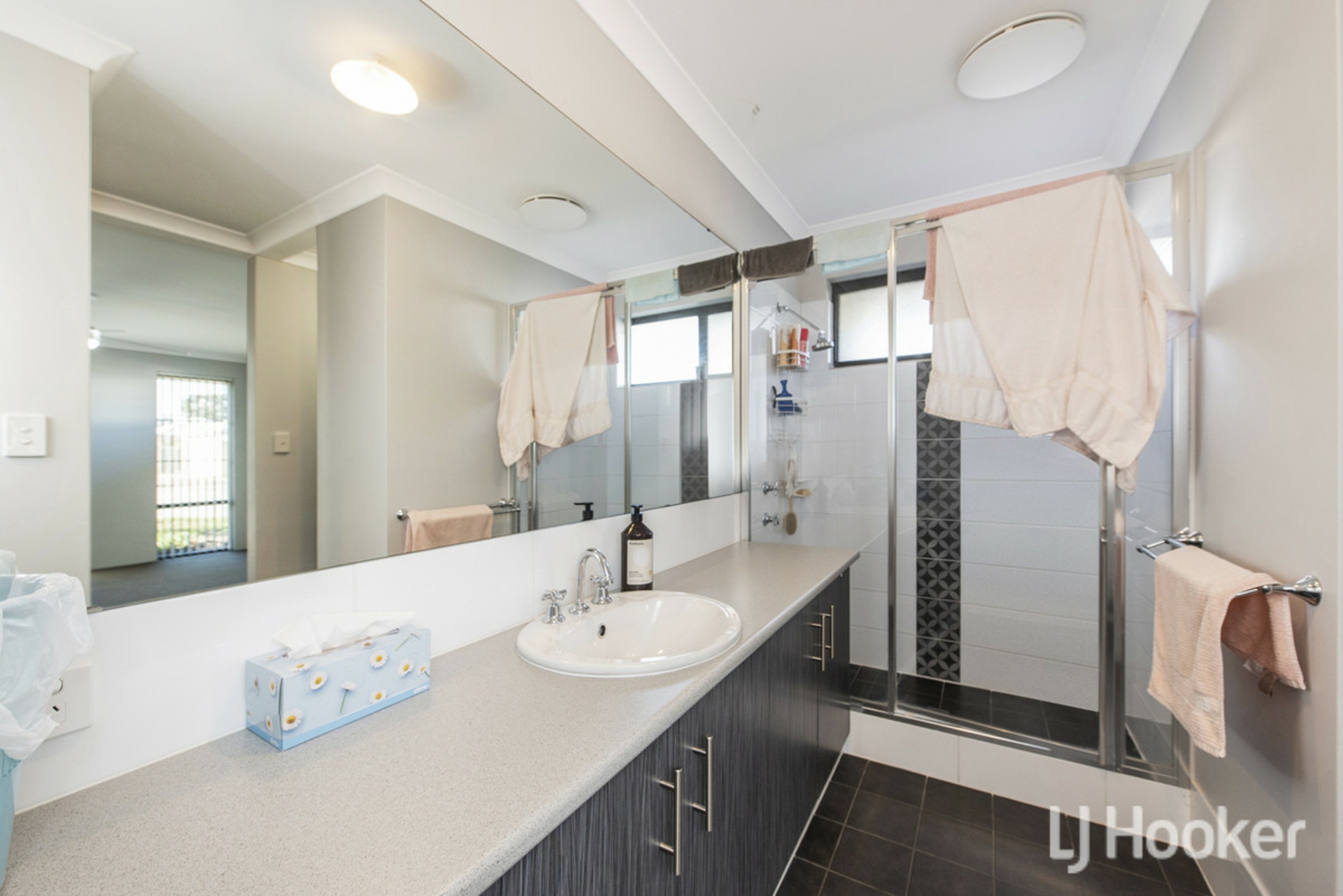 11 Sparrowhawk Way — photo 4 of 18