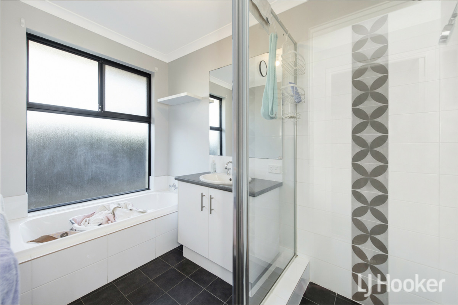 11 Sparrowhawk Way — photo 13 of 18
