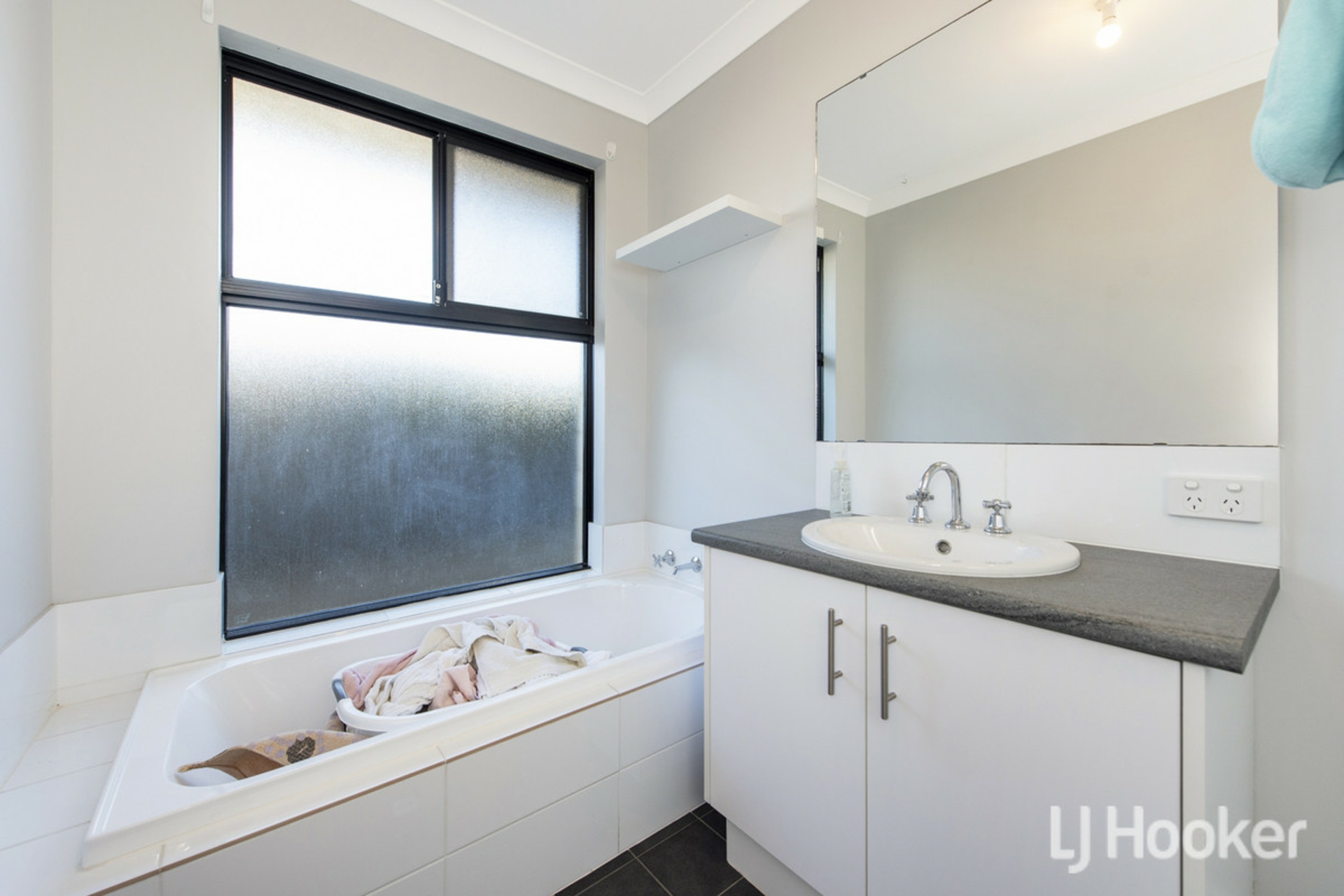 11 Sparrowhawk Way — photo 14 of 18