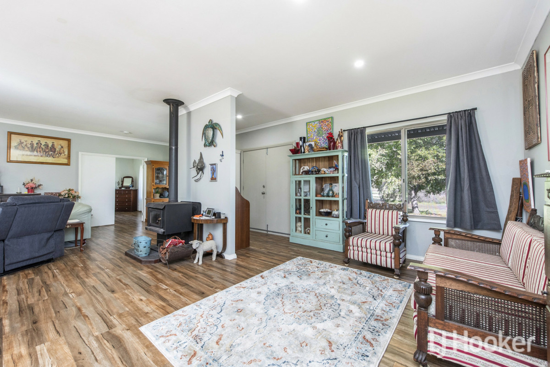 111 Kangaroo Loop — photo 11 of 30