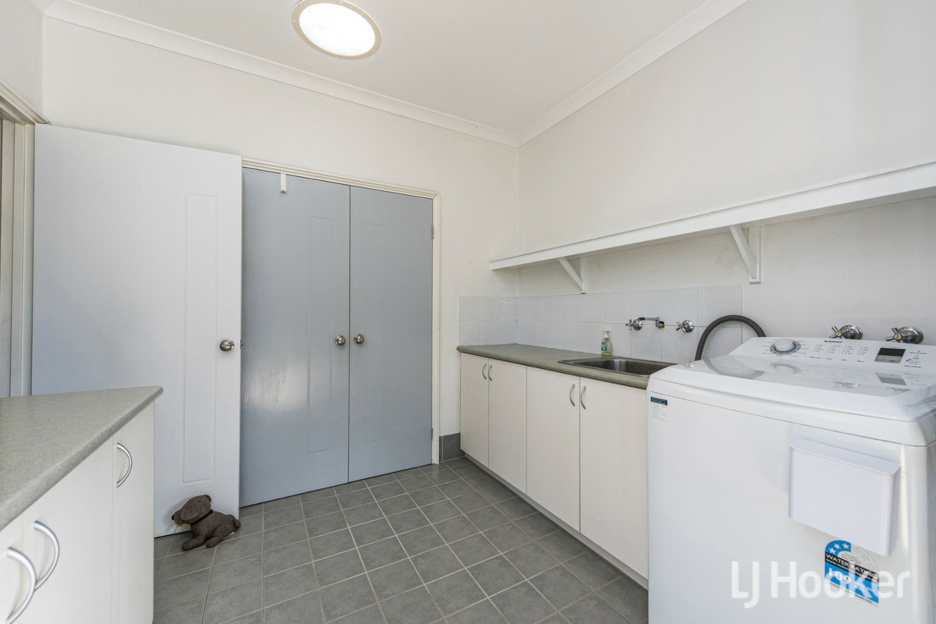 111 Kangaroo Loop — photo 20 of 30