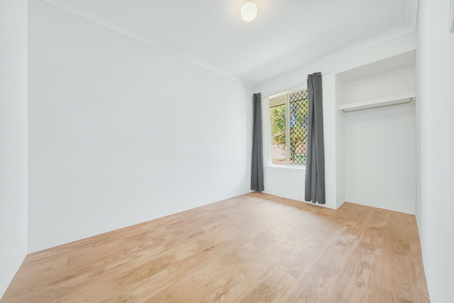 27 Murdoch Drive — photo 15 of 28