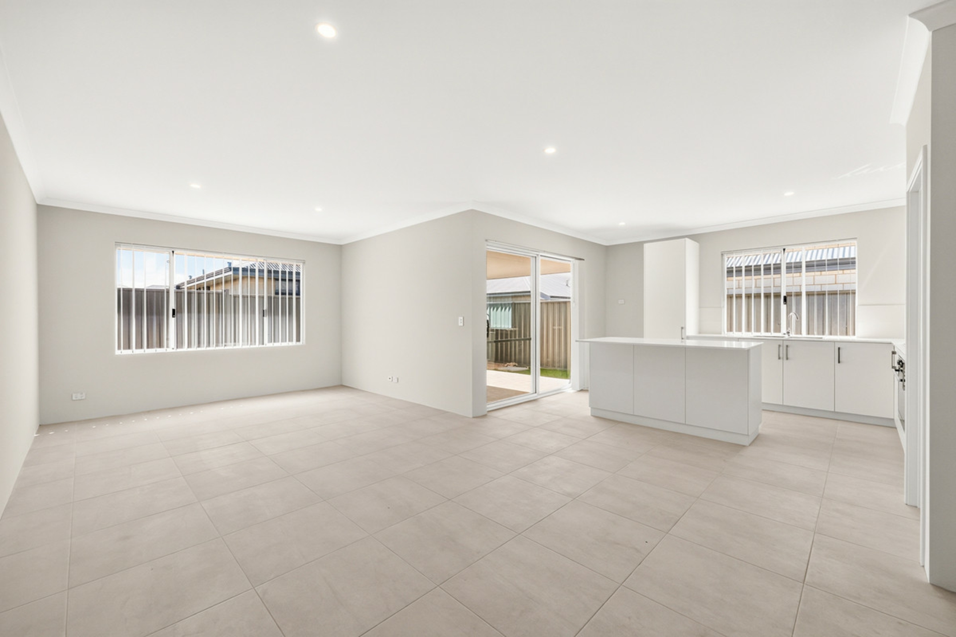5 Larcom Road — photo 3 of 21
