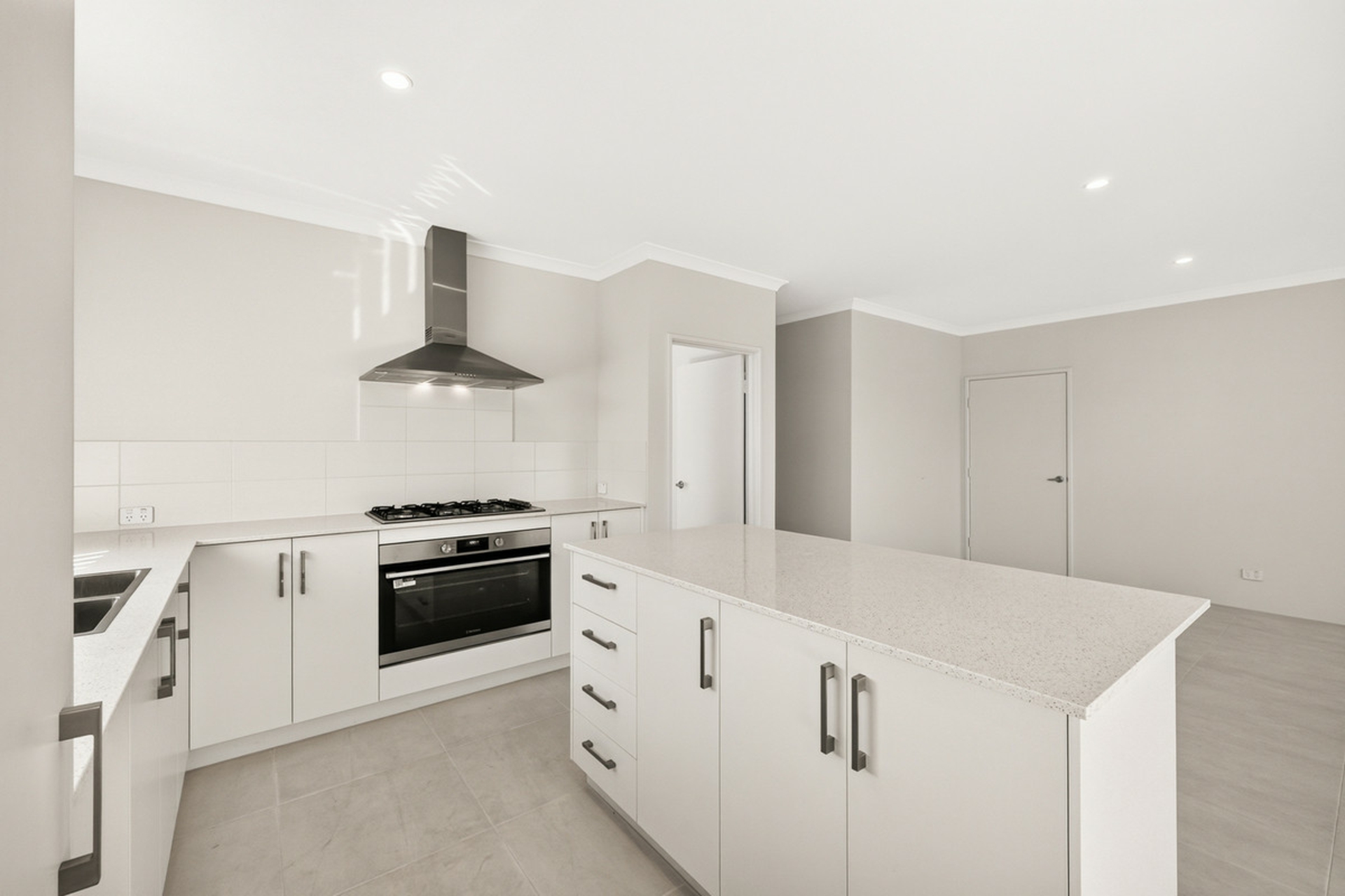 5 Larcom Road — photo 6 of 21
