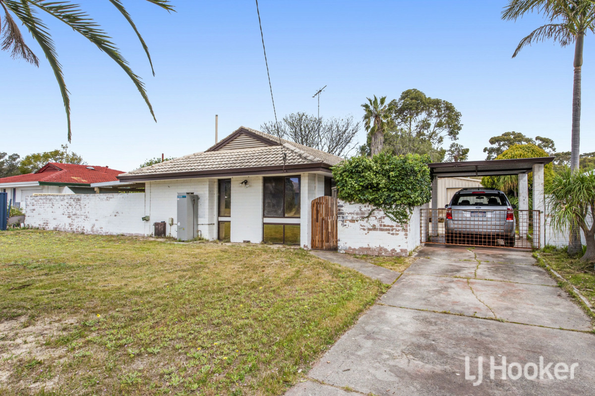 6 Kingia Place — photo 2 of 18