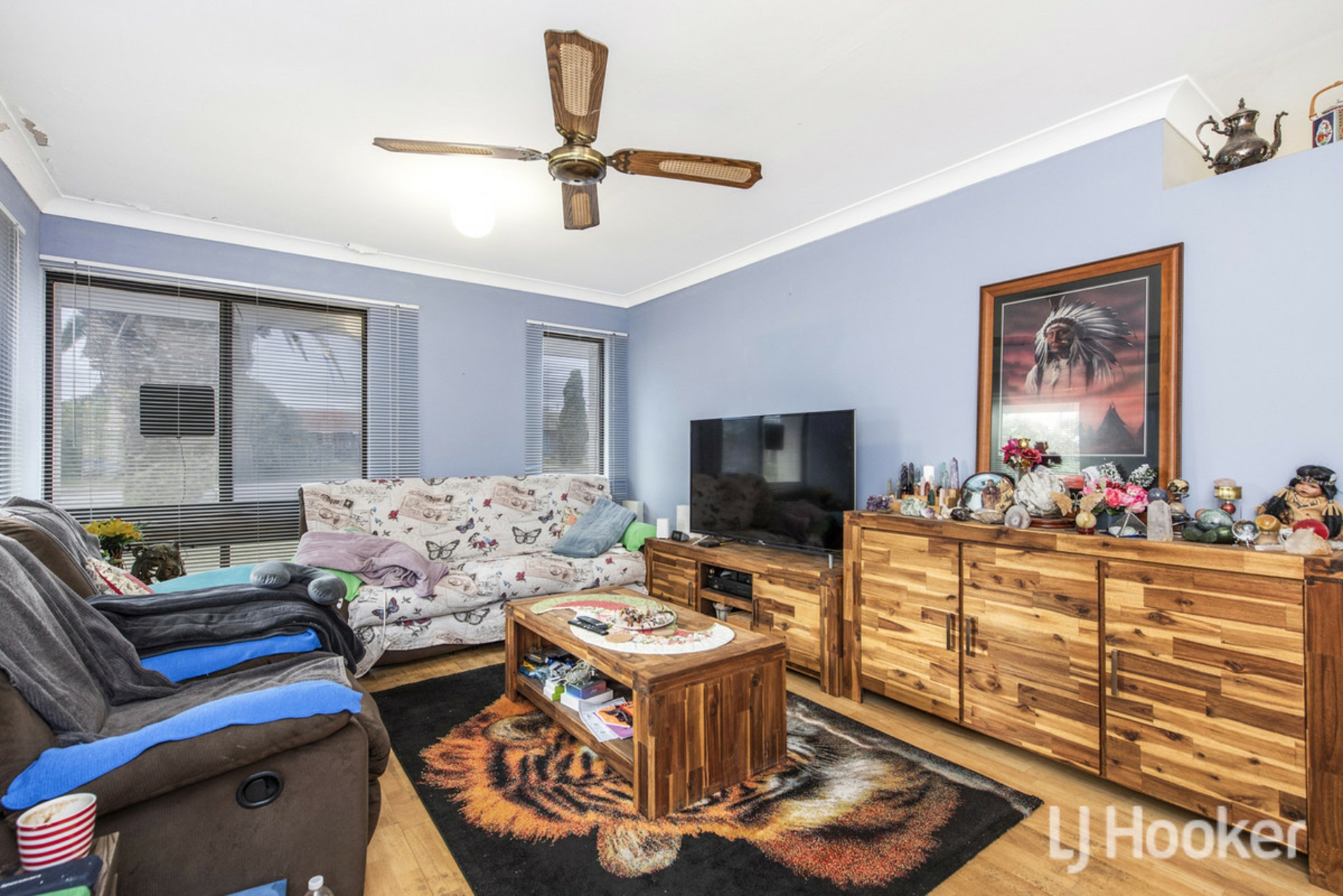 6 Kingia Place — photo 3 of 18