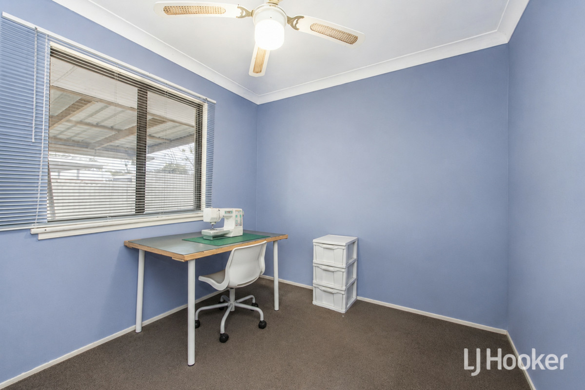 6 Kingia Place — photo 9 of 18