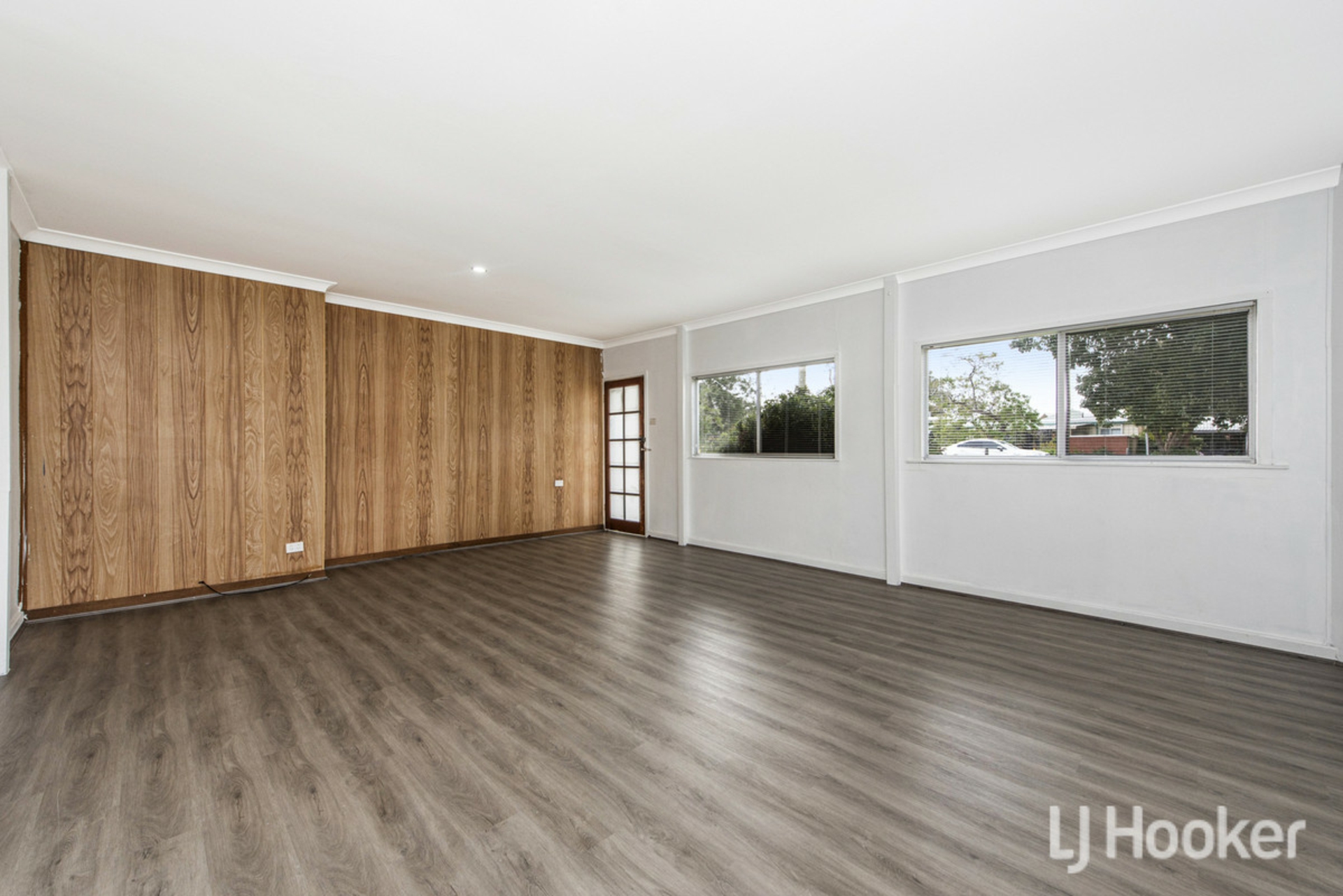 9 Brooking Road — photo 7 of 15