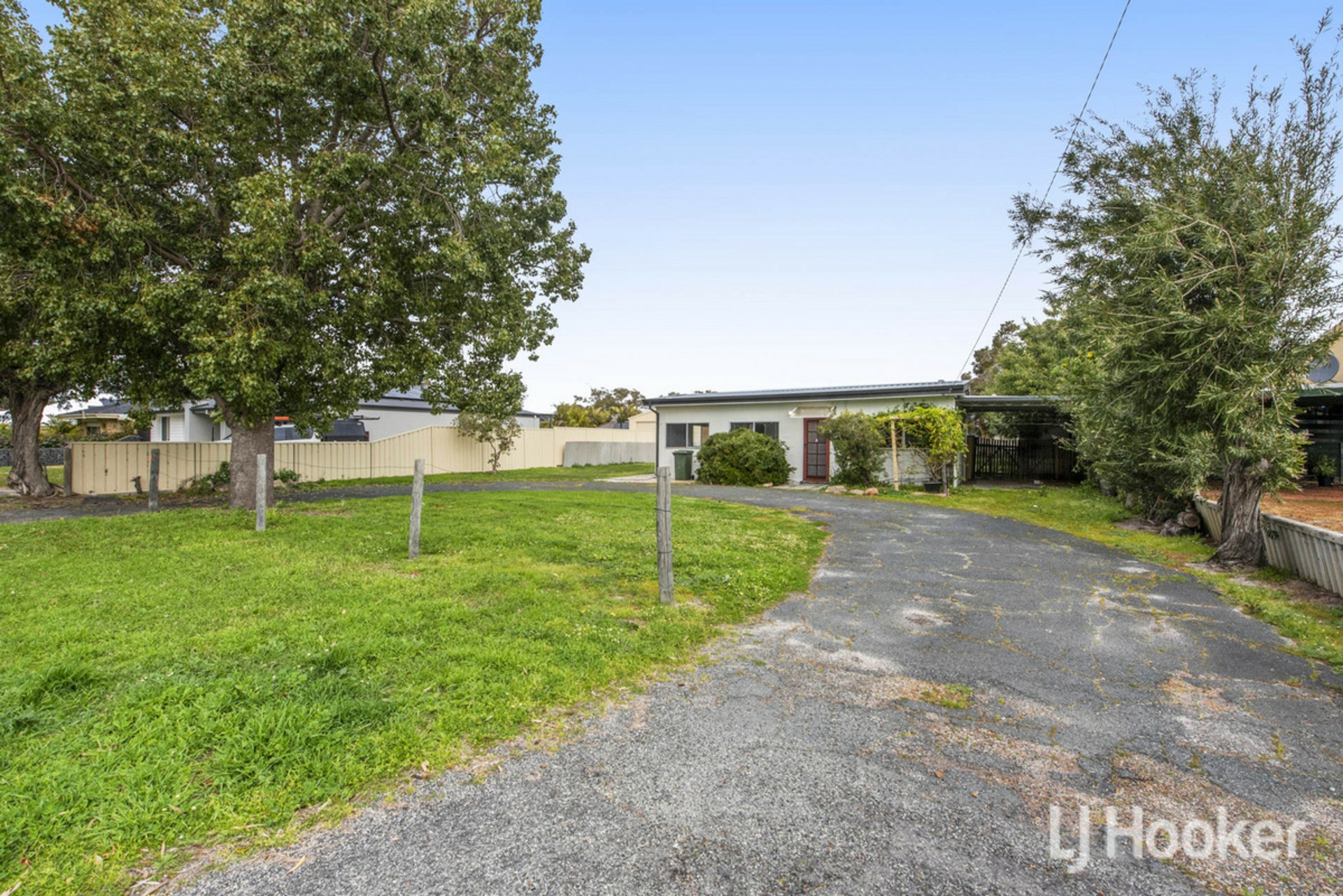 9 Brooking Road — photo 13 of 15
