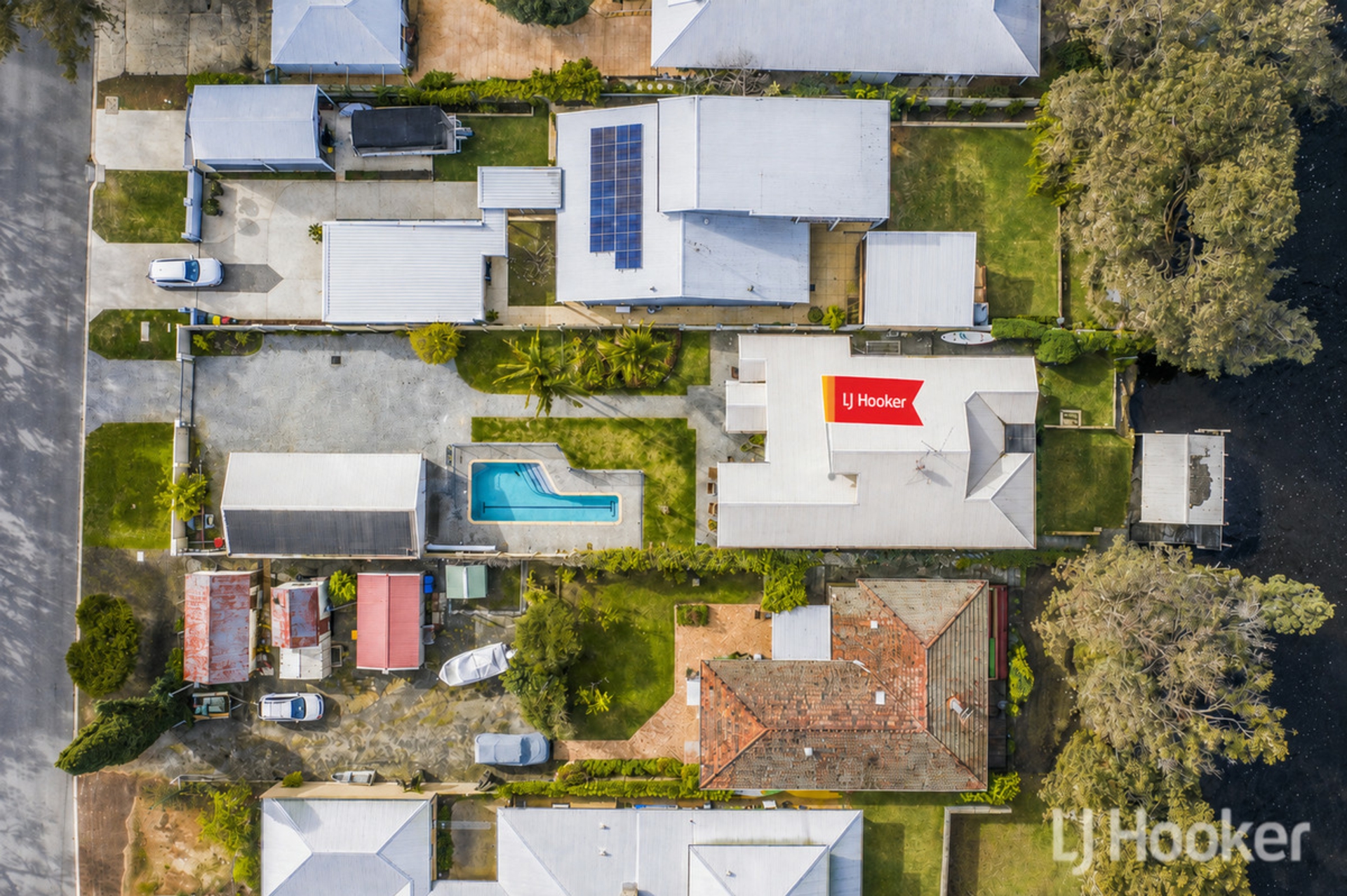 164 Culeenup Road — photo from LJ Hooker Mandurah
