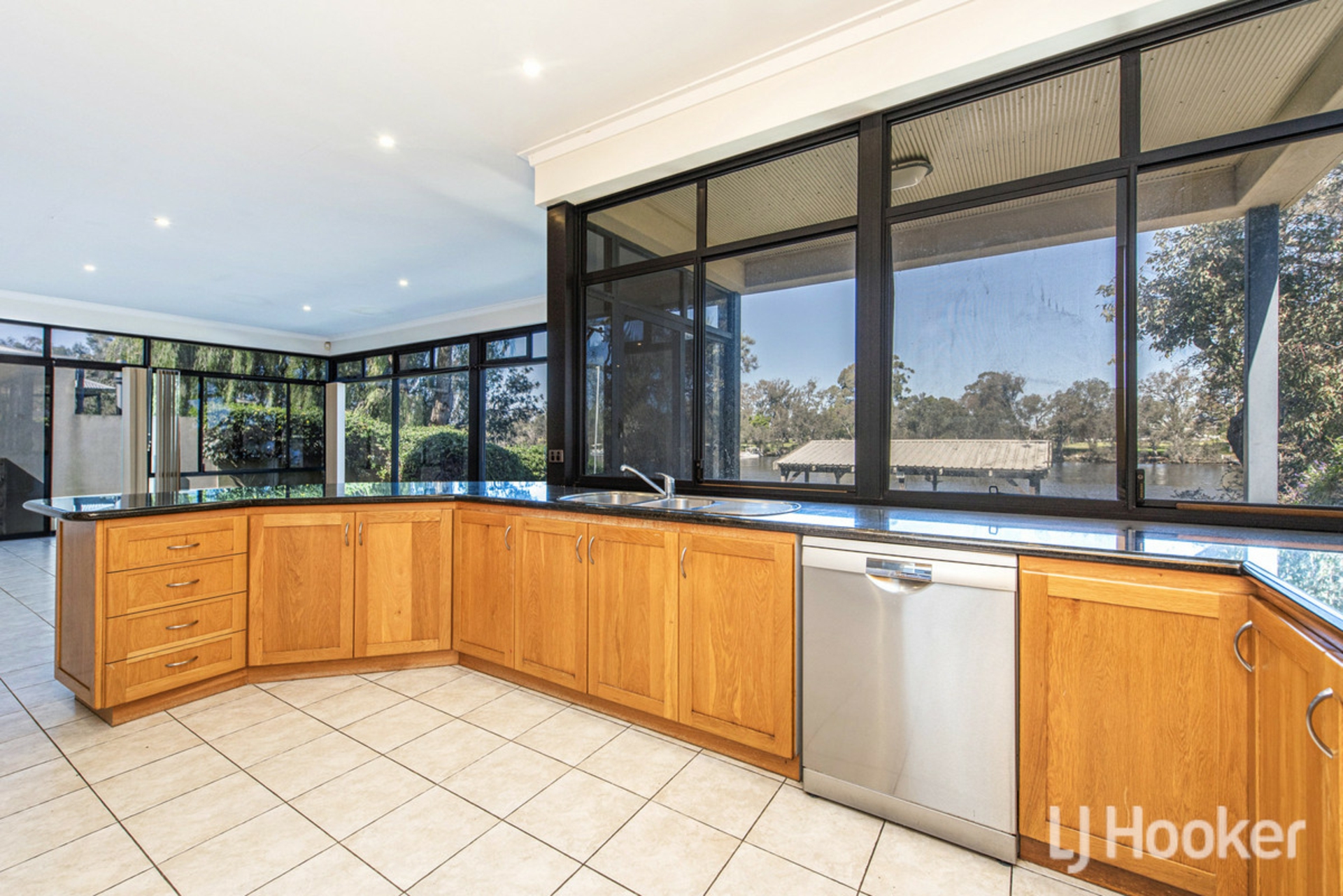 164 Culeenup Road — photo 11 of 30
