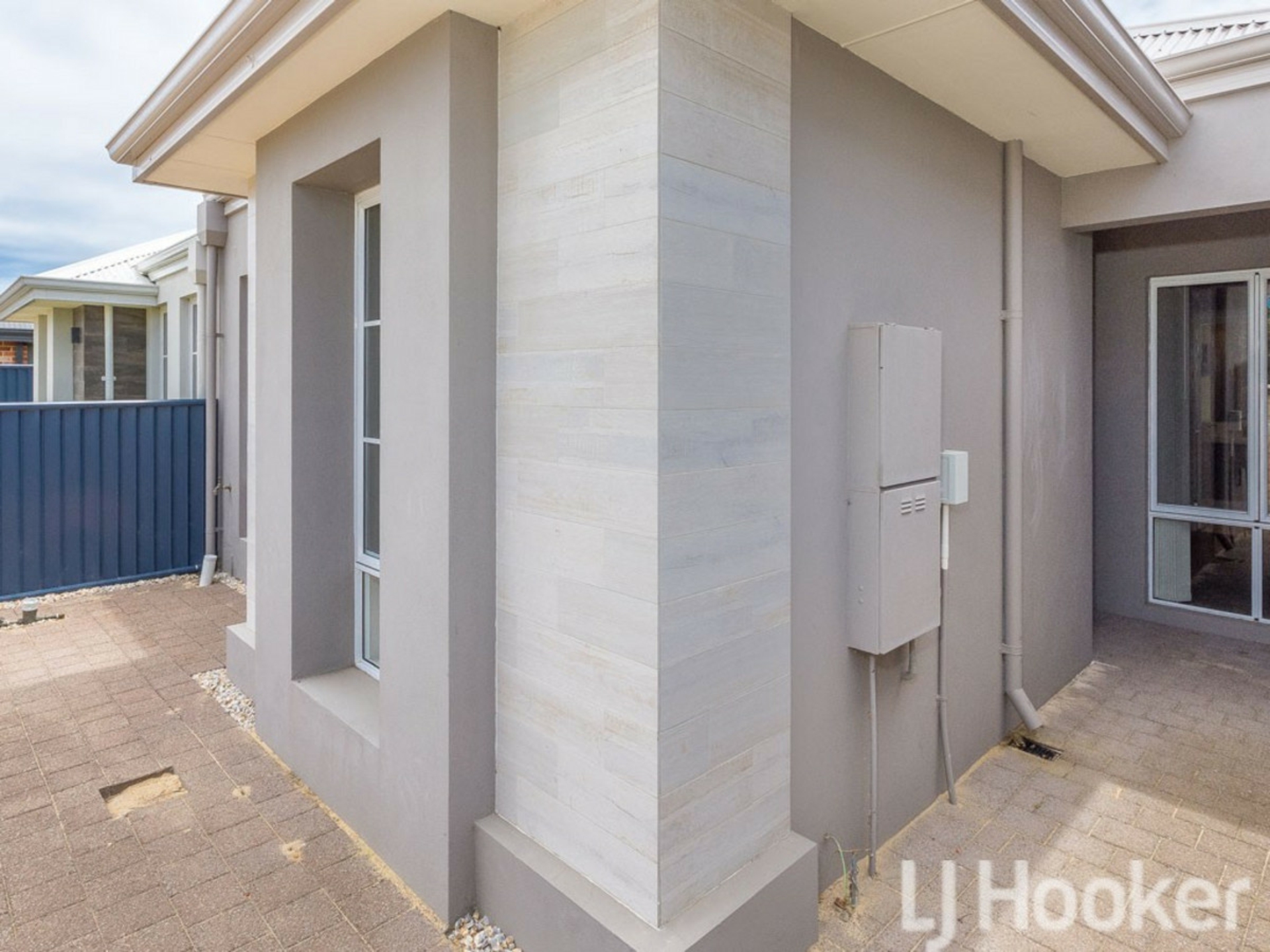 22 Altham Grove — photo 16 of 23