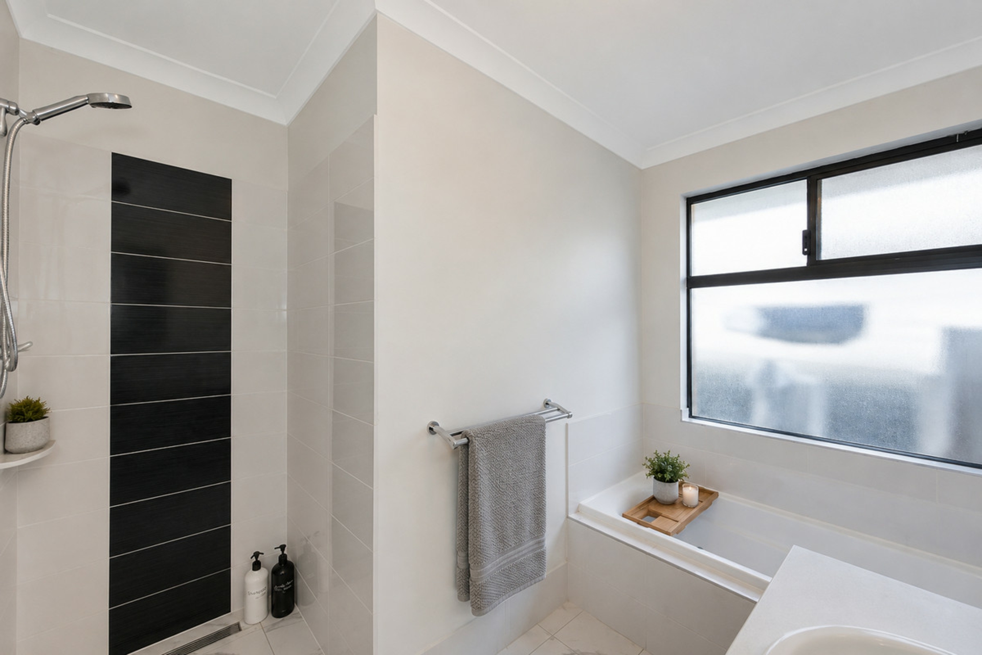 14 Langley Street — photo 17 of 24