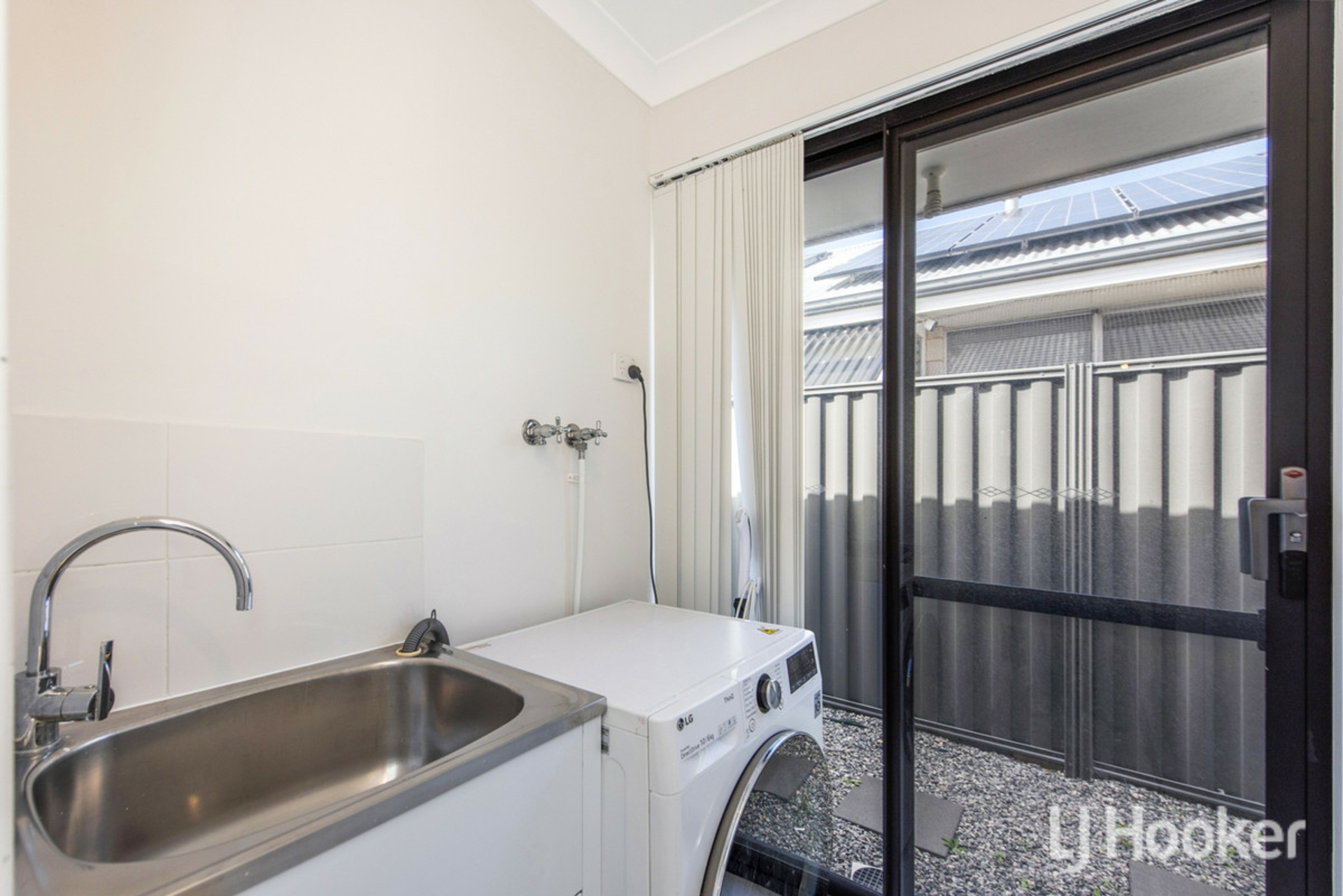 14 Langley Street — photo 19 of 24