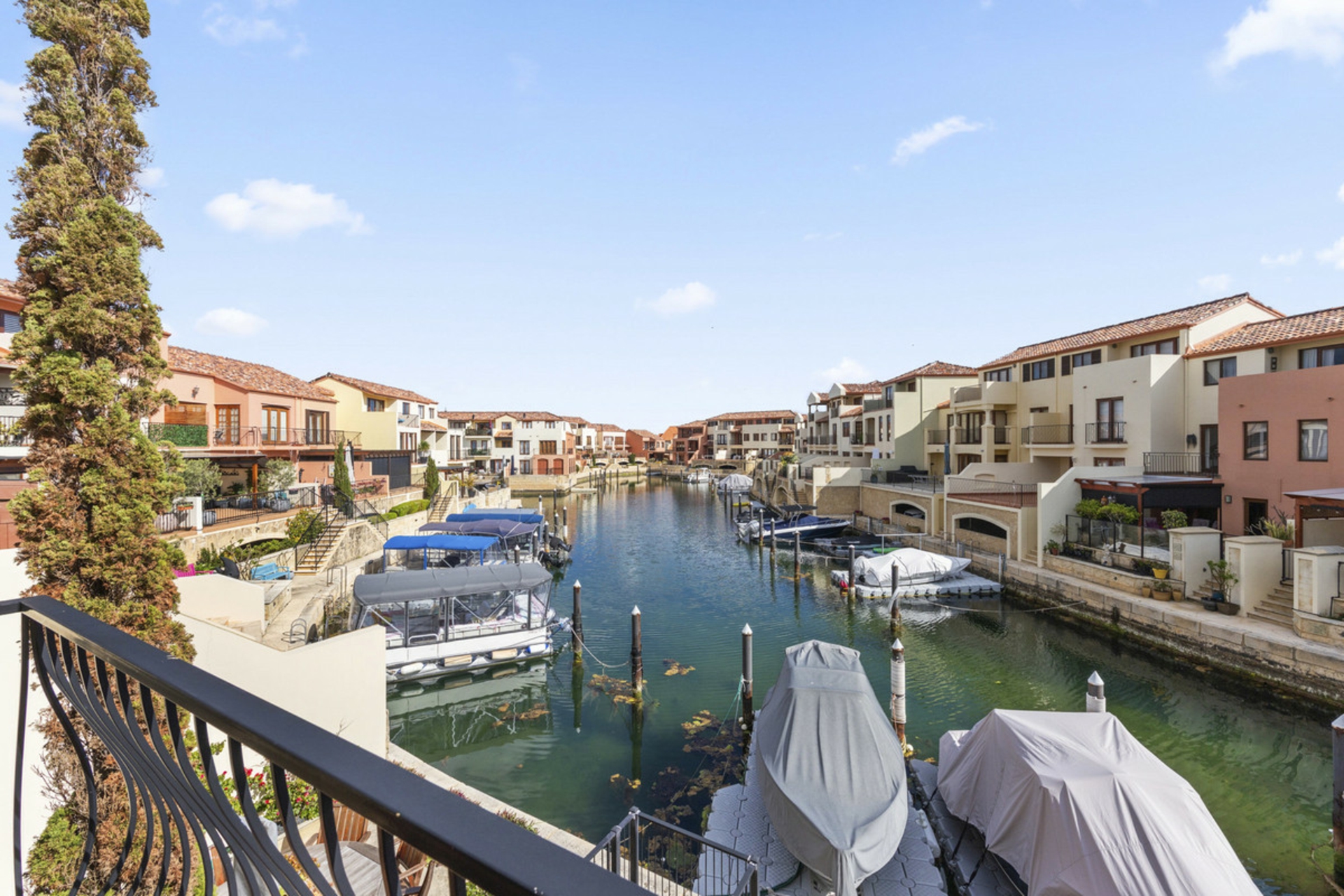 95/18 Port Quays — photo 19 of 19