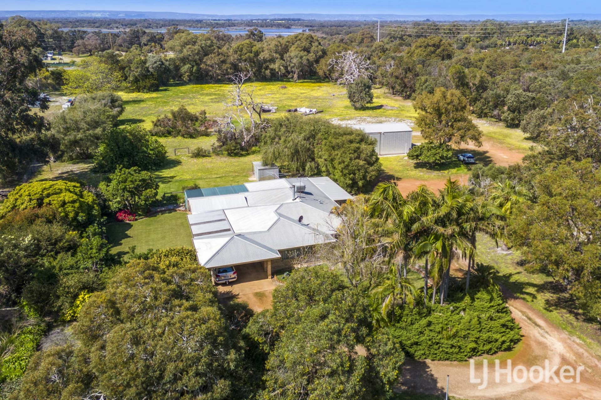 403 Mulga Drive — photo 4 of 30