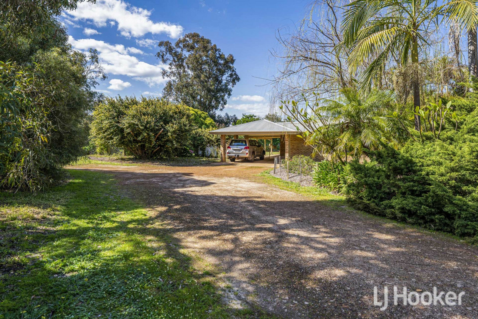 403 Mulga Drive — photo 10 of 30