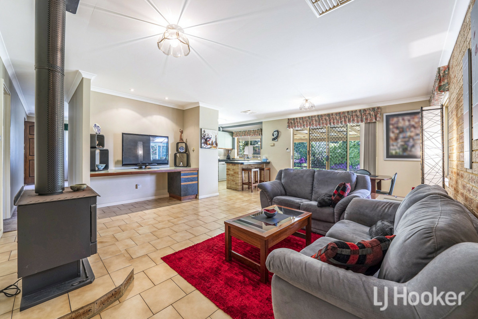403 Mulga Drive — photo 17 of 30