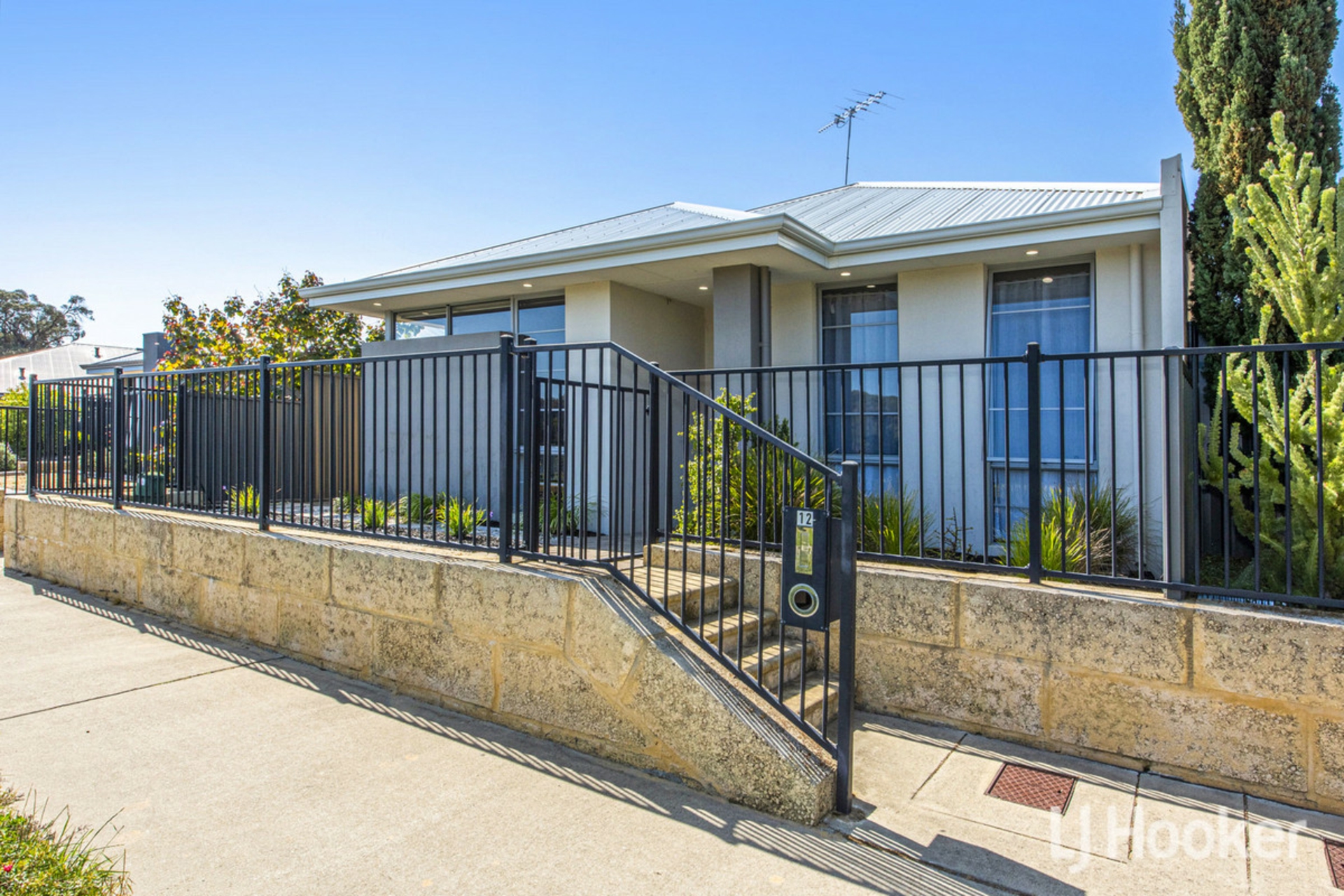 12 Bradley Street — photo from LJ Hooker Mandurah