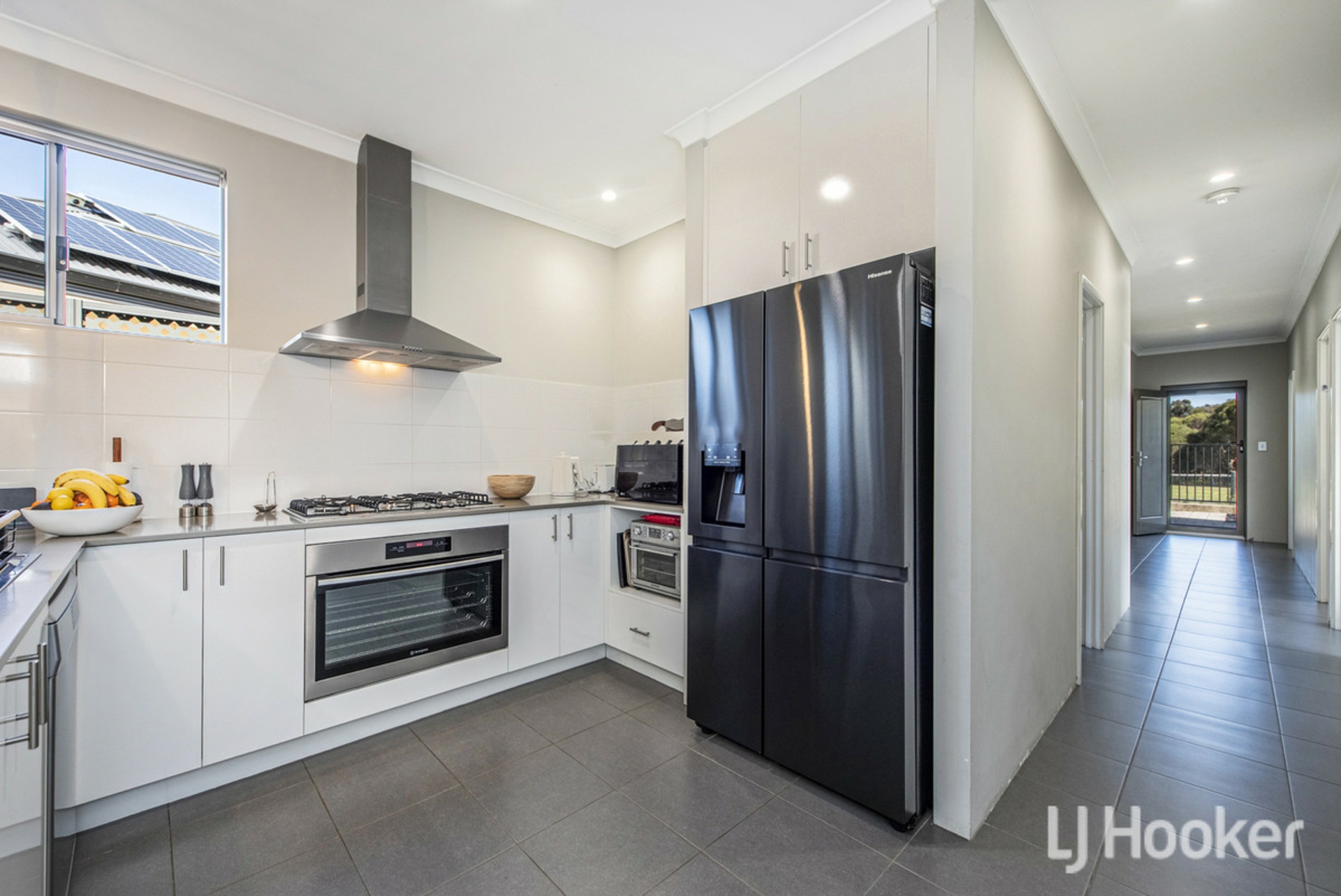 12 Bradley Street — photo 6 of 30