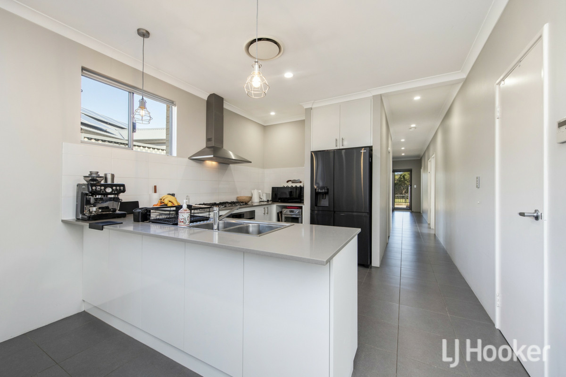 12 Bradley Street — photo 7 of 30