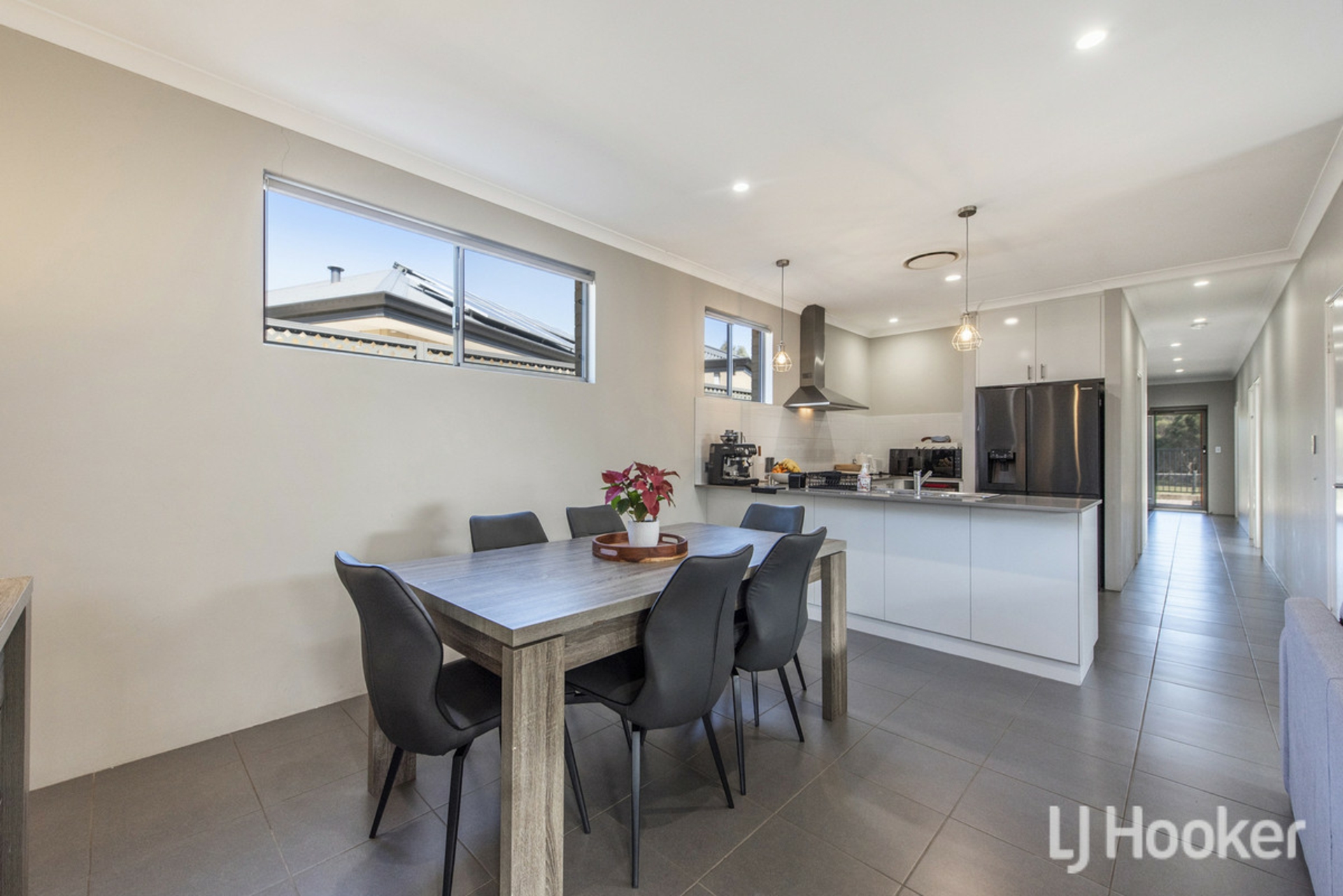 12 Bradley Street — photo 8 of 30