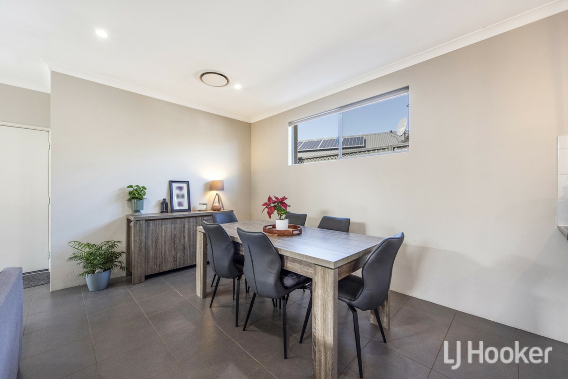 12 Bradley Street — photo 9 of 30