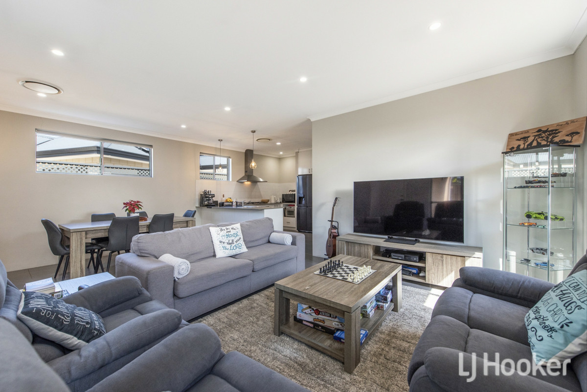 12 Bradley Street — photo 10 of 30