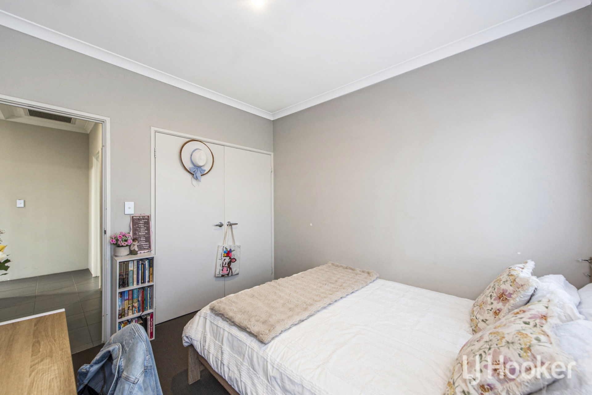 12 Bradley Street — photo 15 of 30