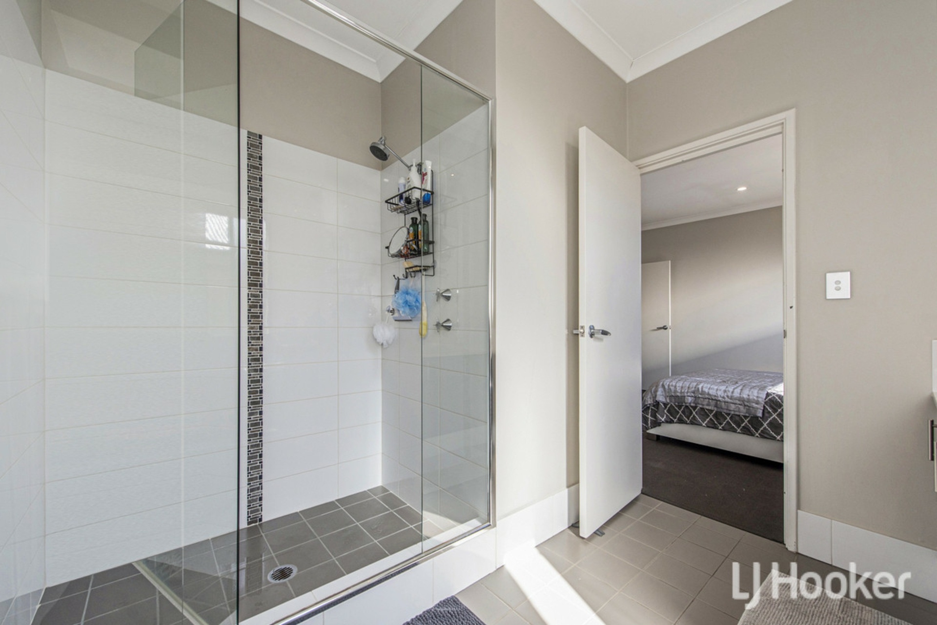 12 Bradley Street — photo 21 of 30