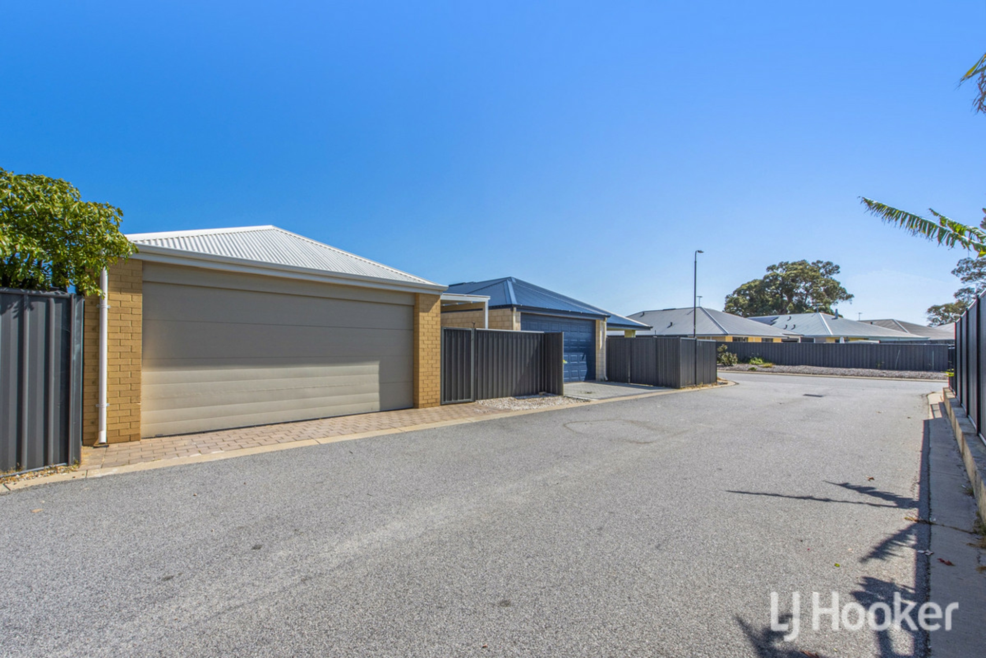 12 Bradley Street — photo 24 of 30