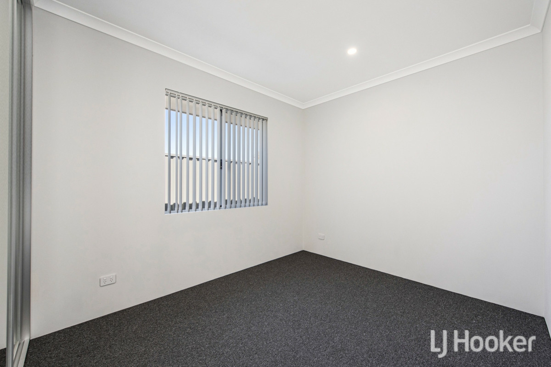 8 Mast Close — photo 19 of 30
