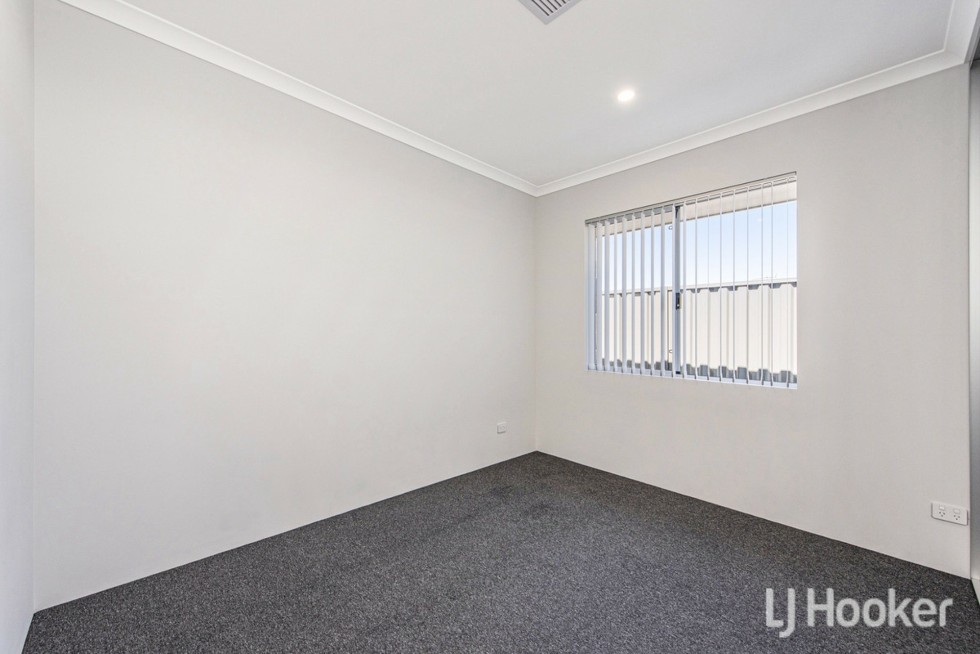 8 Mast Close — photo 20 of 30