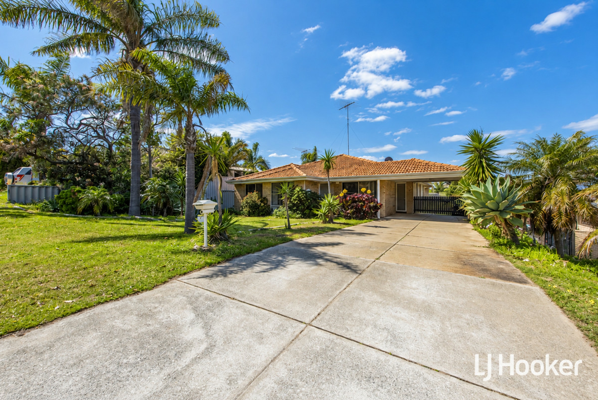 23 Casuarina Drive — photo 19 of 20